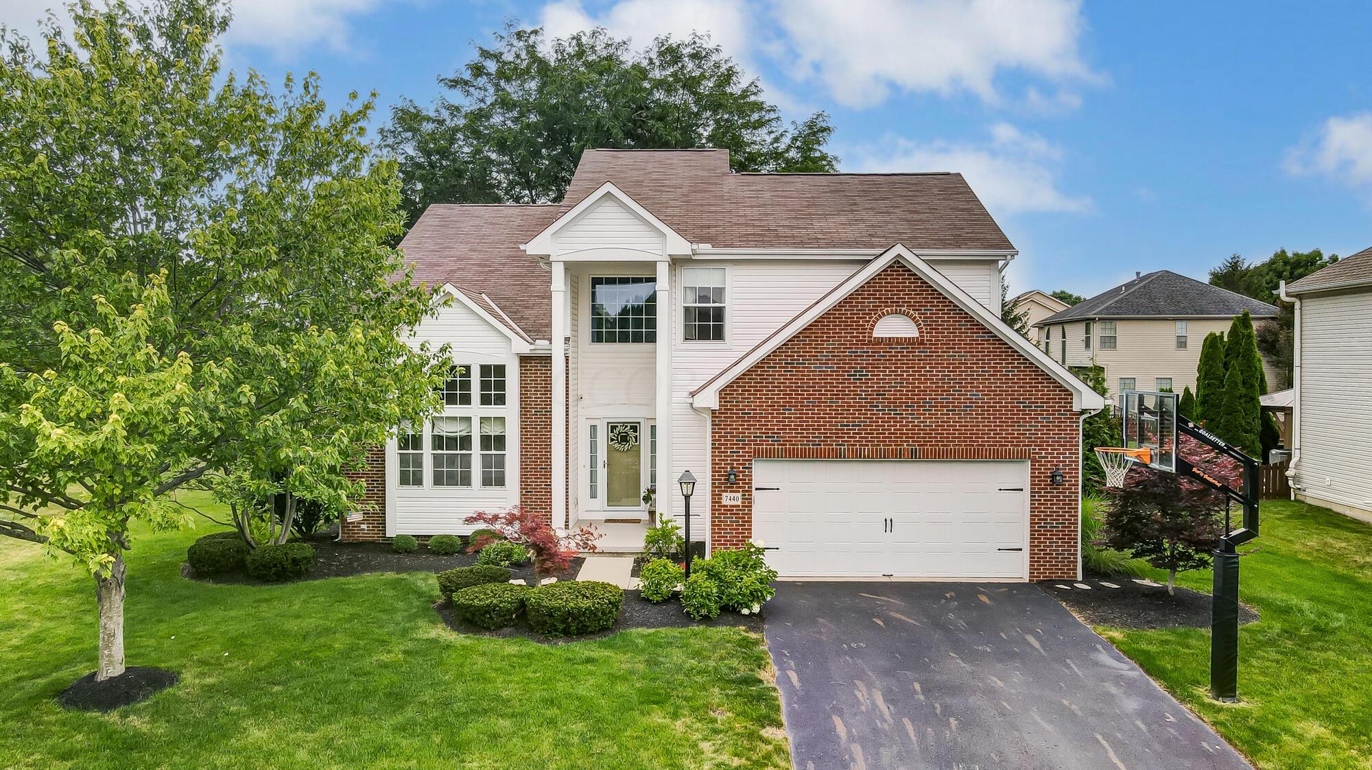 7440 Rolling Ridge Way