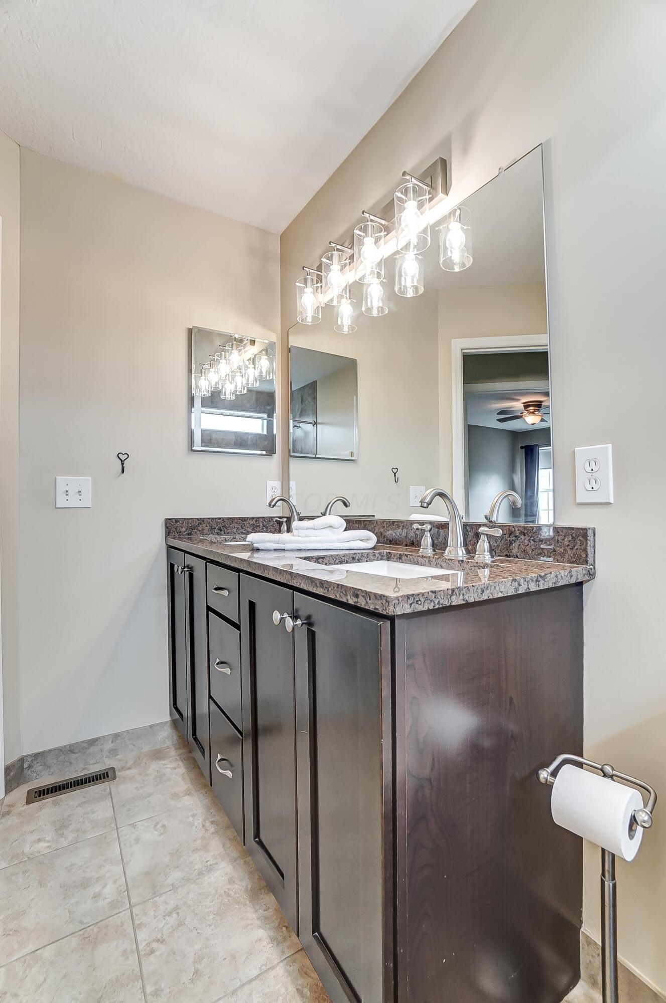 7440 Rolling Ridge Way