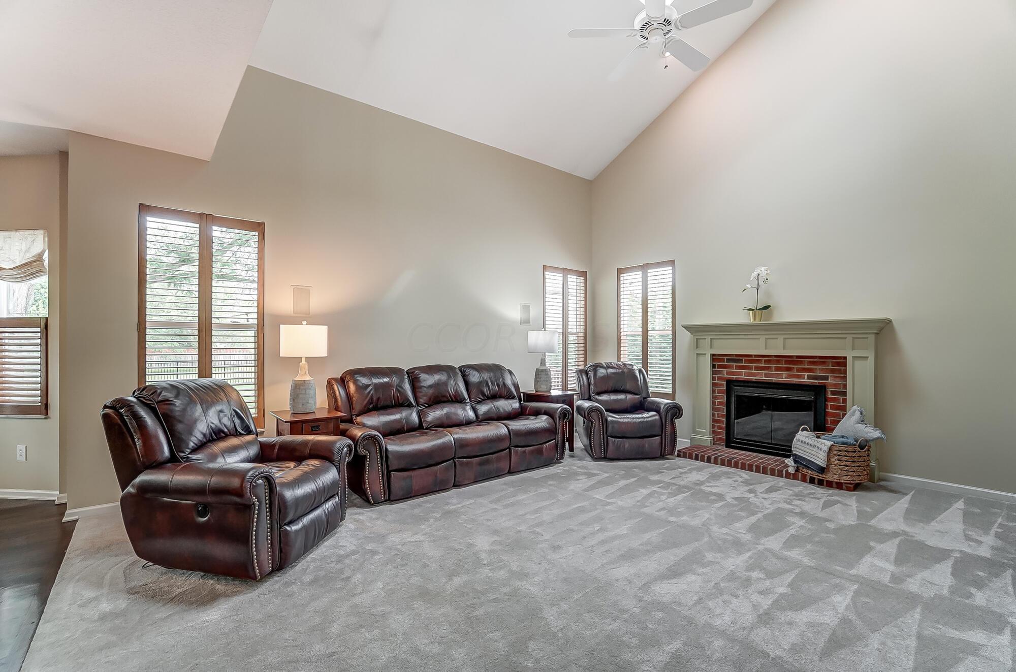 7440 Rolling Ridge Way