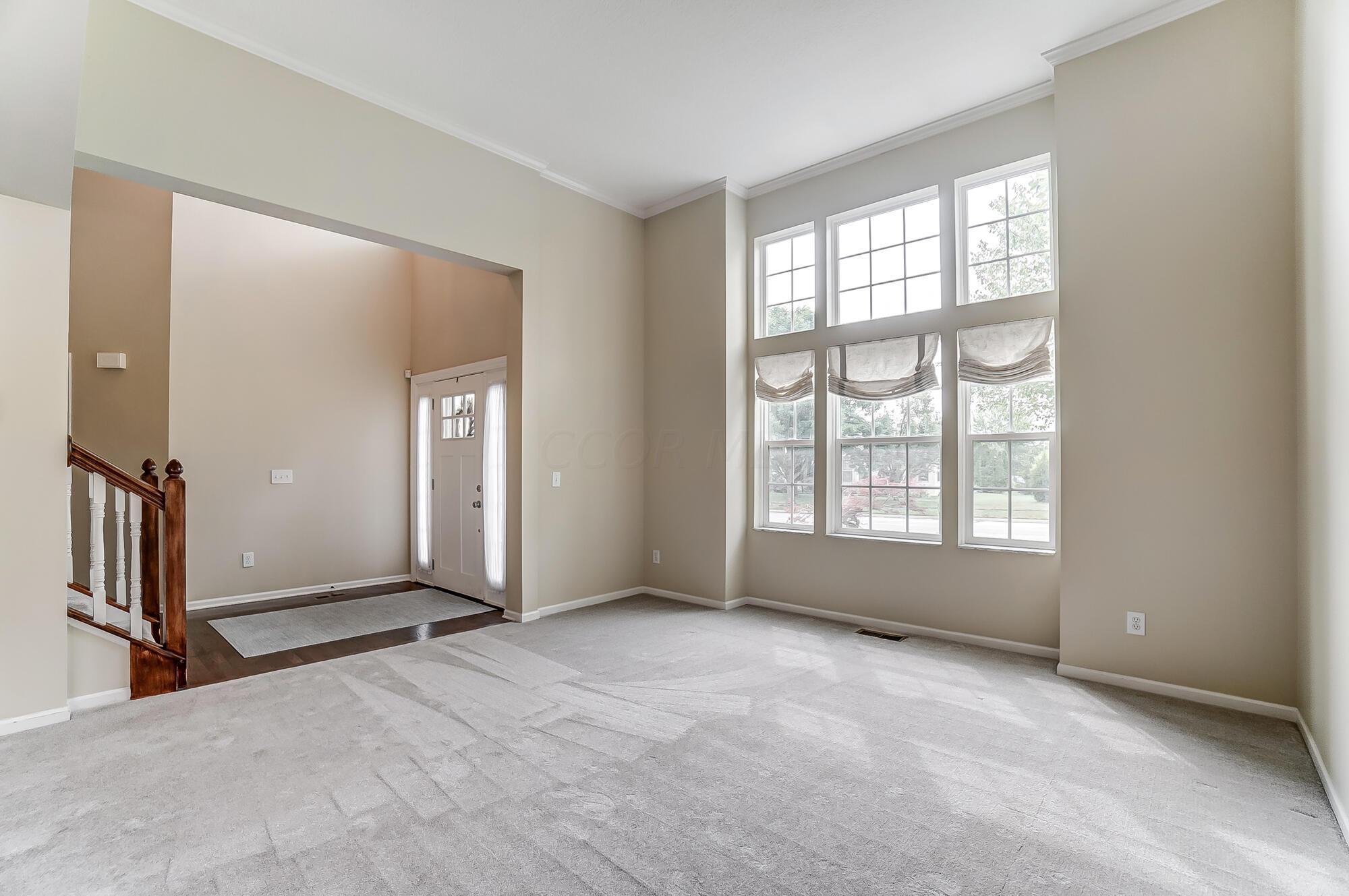 7440 Rolling Ridge Way