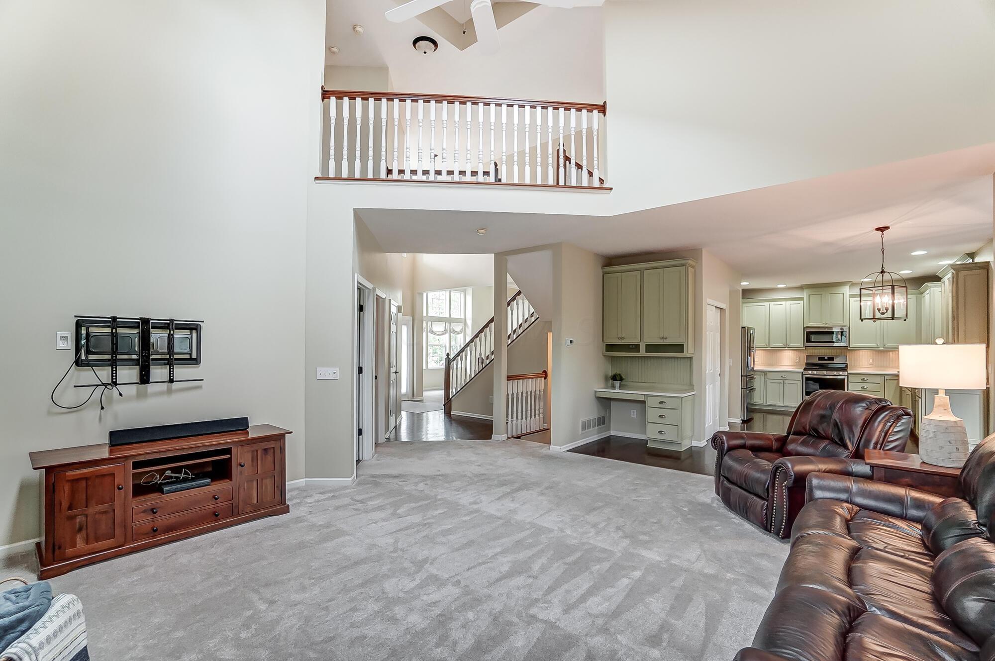 7440 Rolling Ridge Way