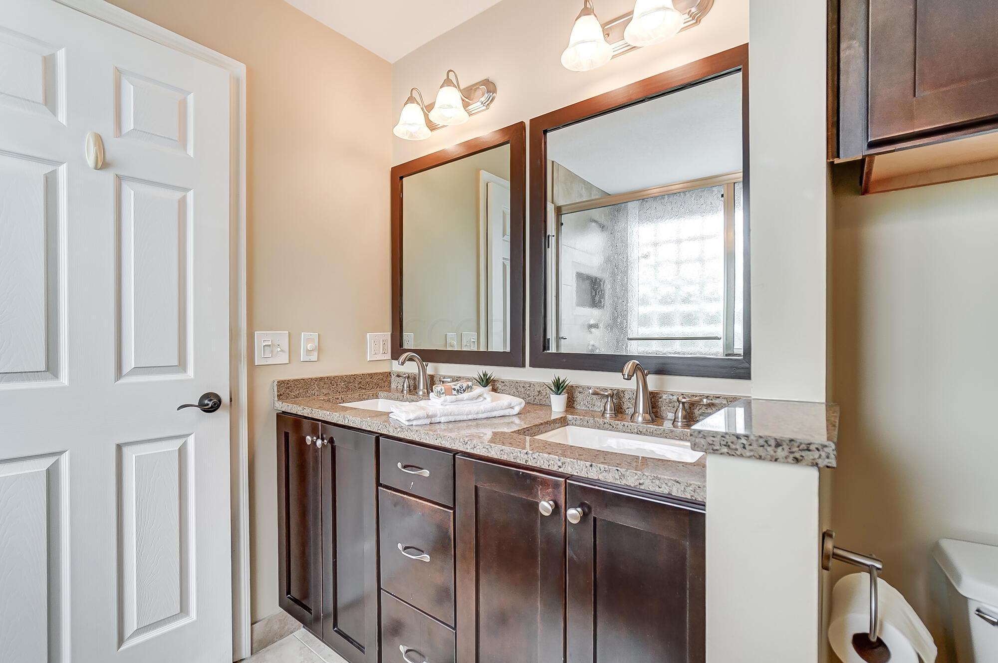 7440 Rolling Ridge Way