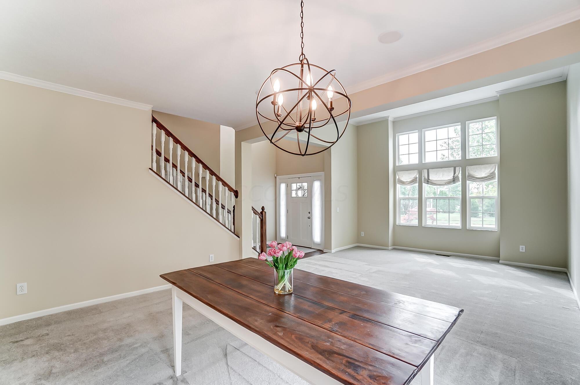 7440 Rolling Ridge Way