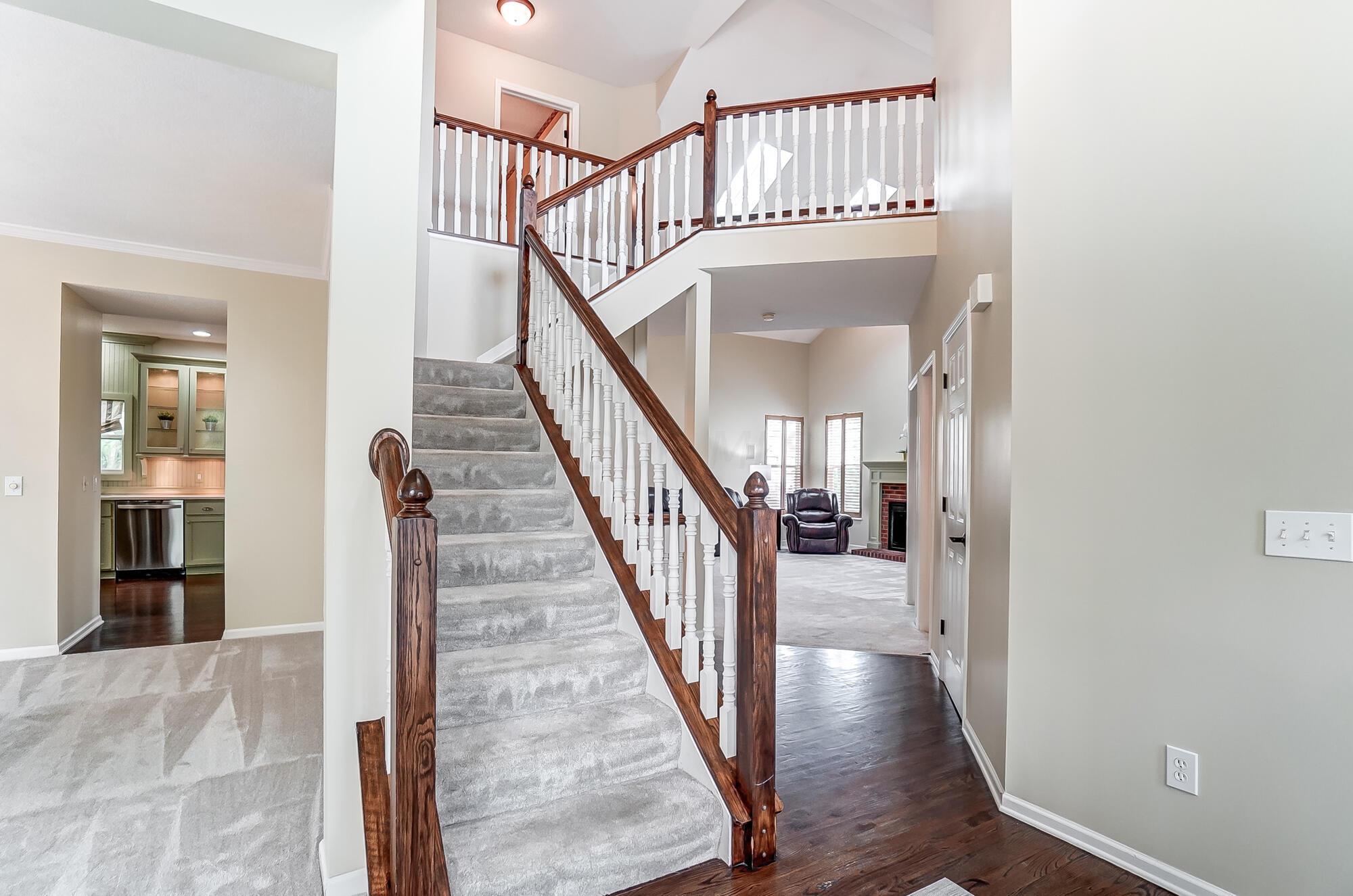 7440 Rolling Ridge Way