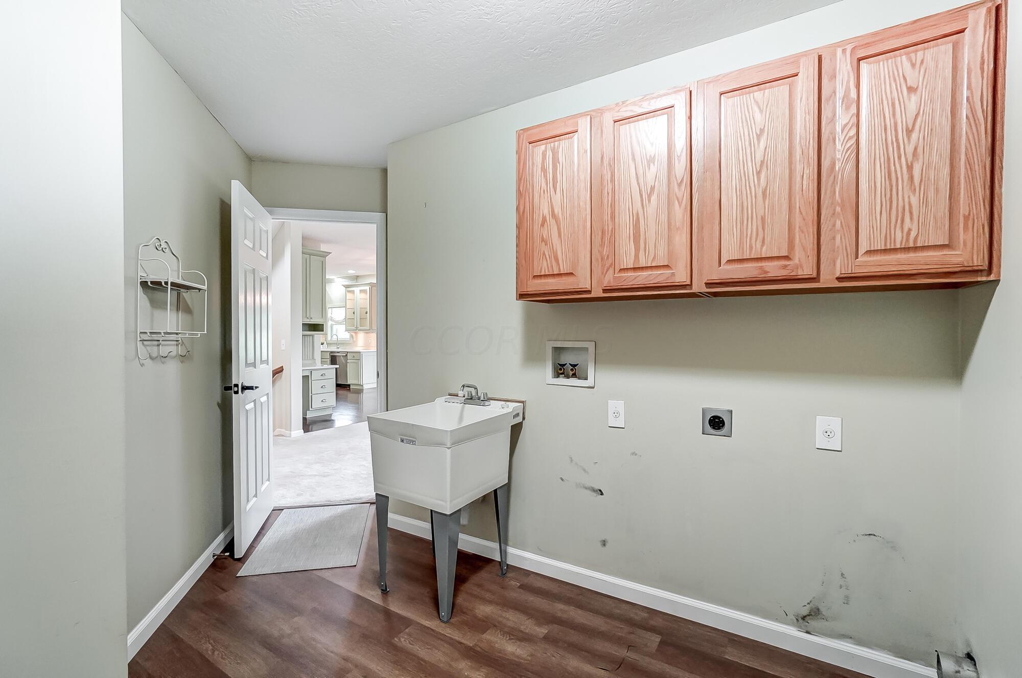 7440 Rolling Ridge Way