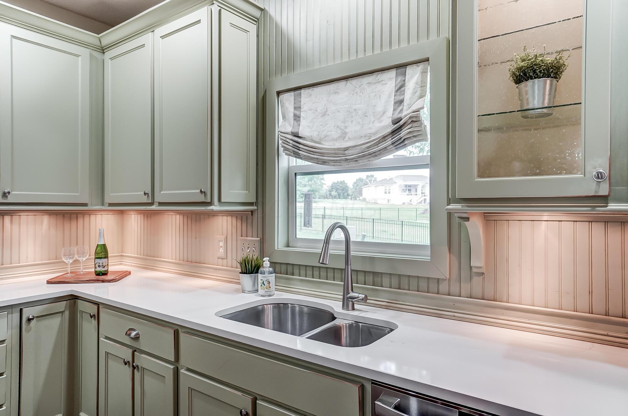 7440 Rolling Ridge Way