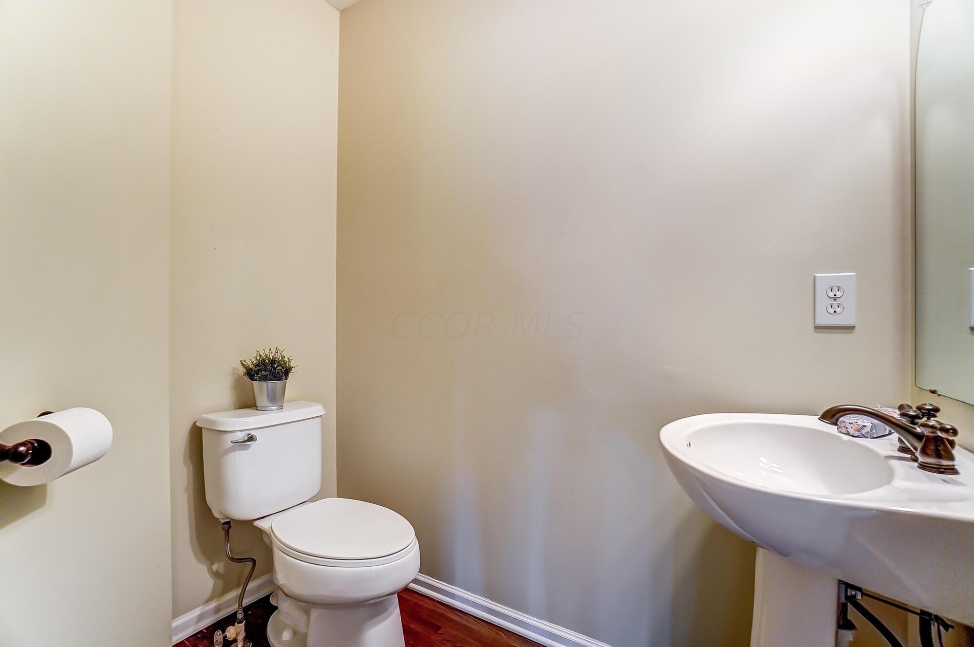 7440 Rolling Ridge Way