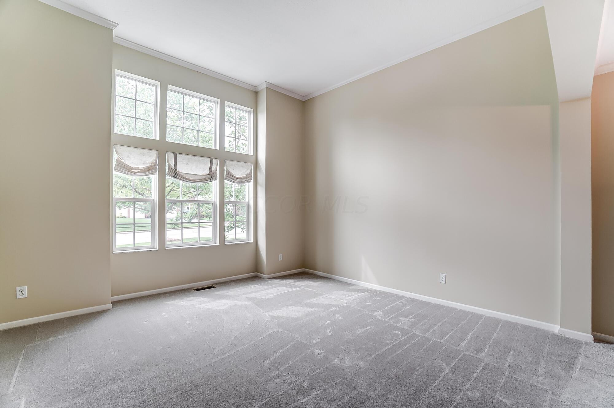 7440 Rolling Ridge Way