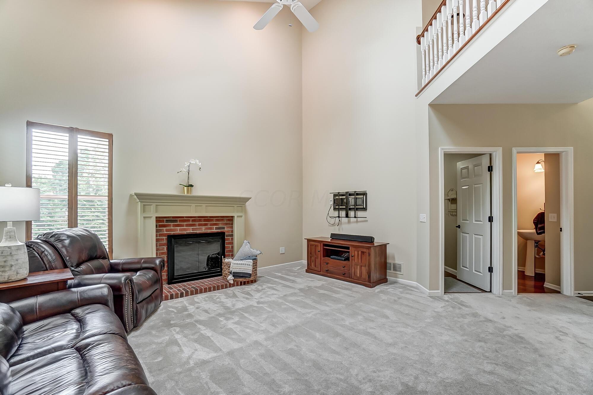 7440 Rolling Ridge Way