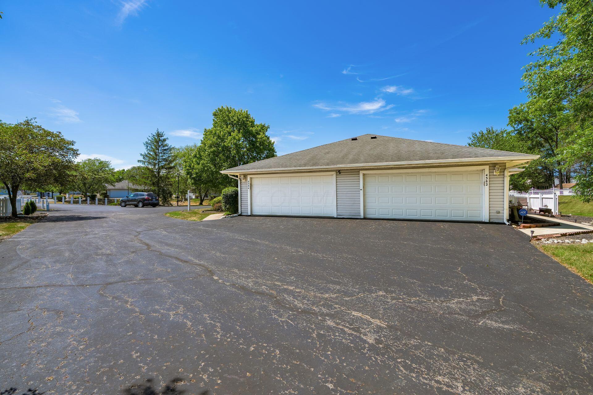 4384 Greystone Village Drive, 18B