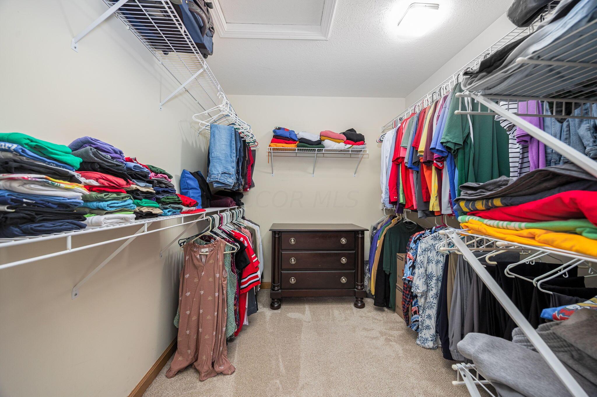 832 Thorncrest Court