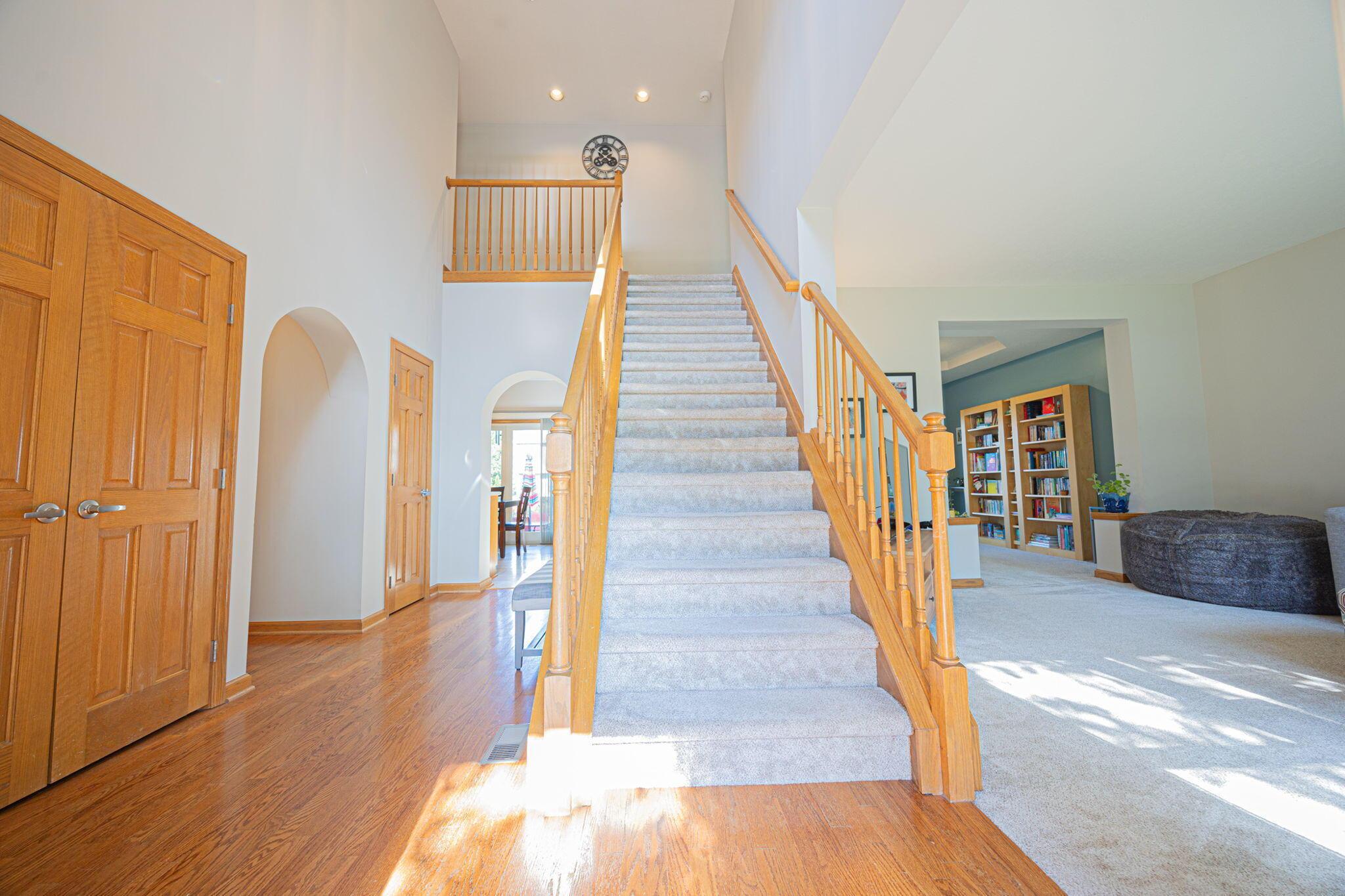 832 Thorncrest Court