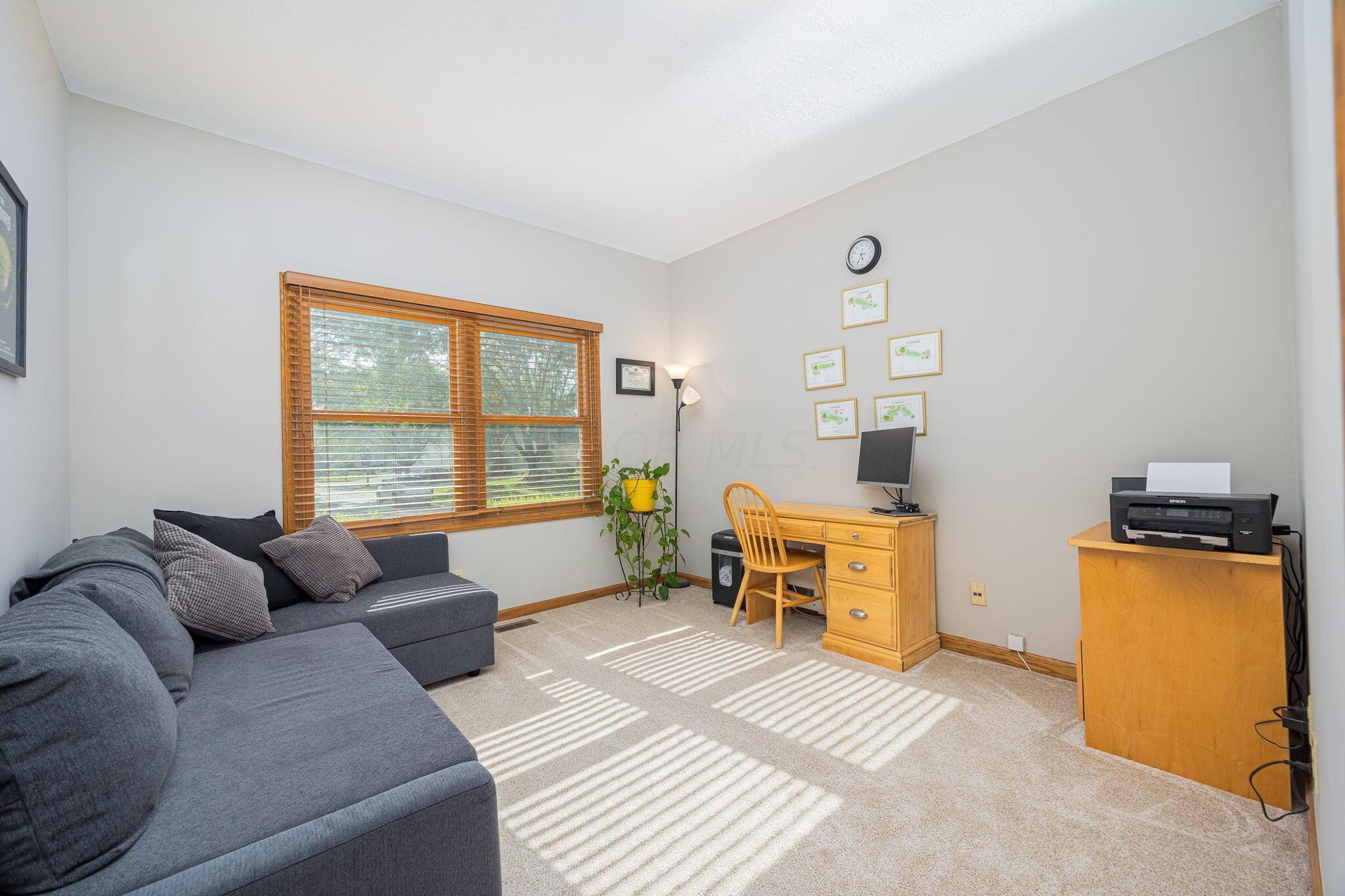 832 Thorncrest Court