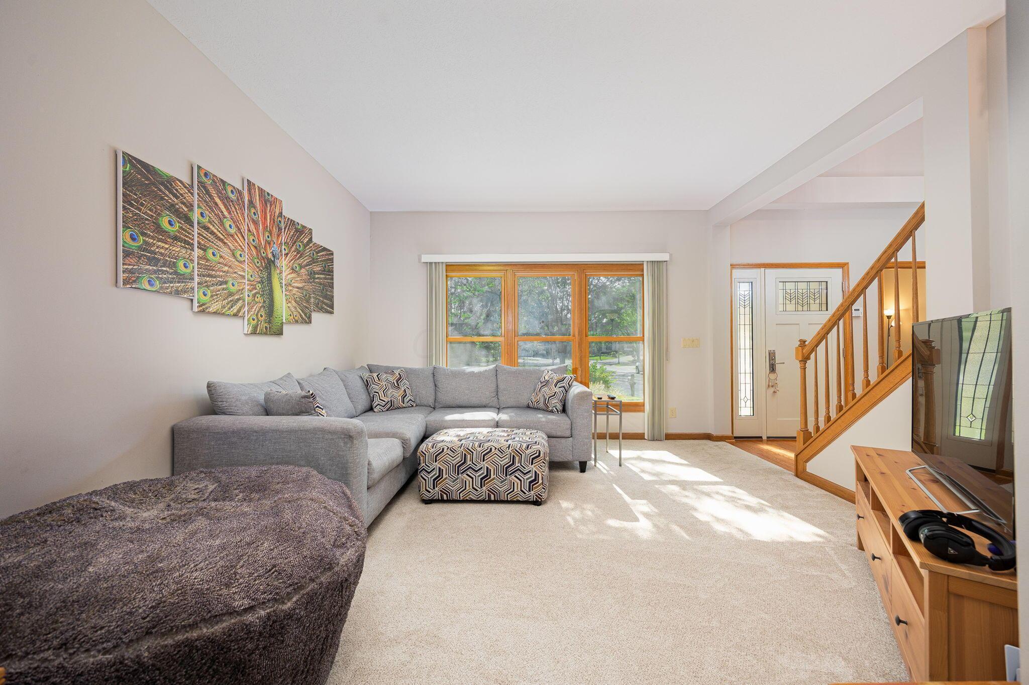 832 Thorncrest Court