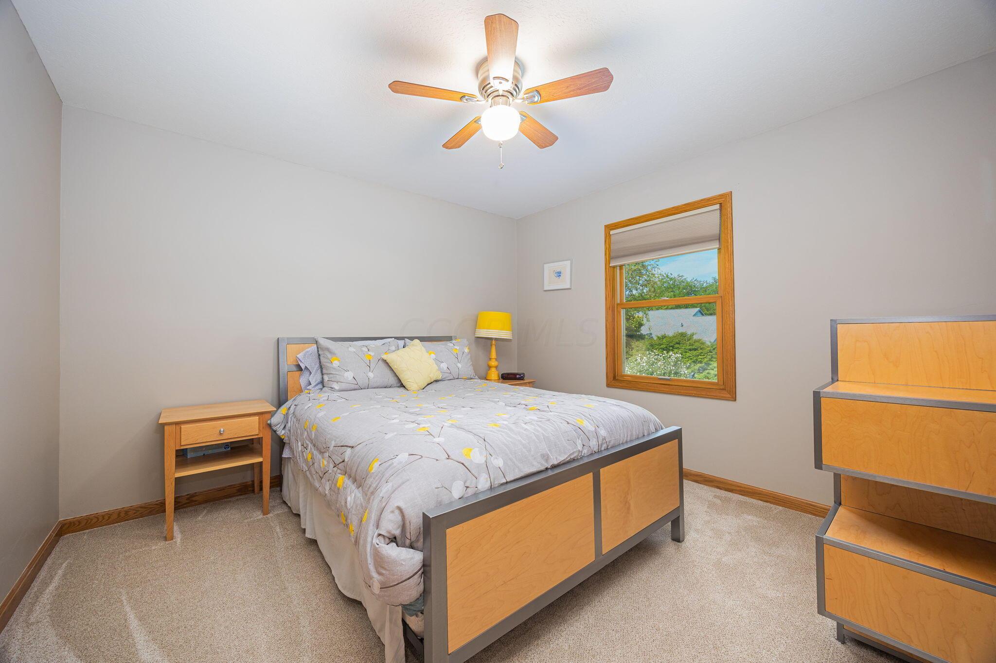 832 Thorncrest Court