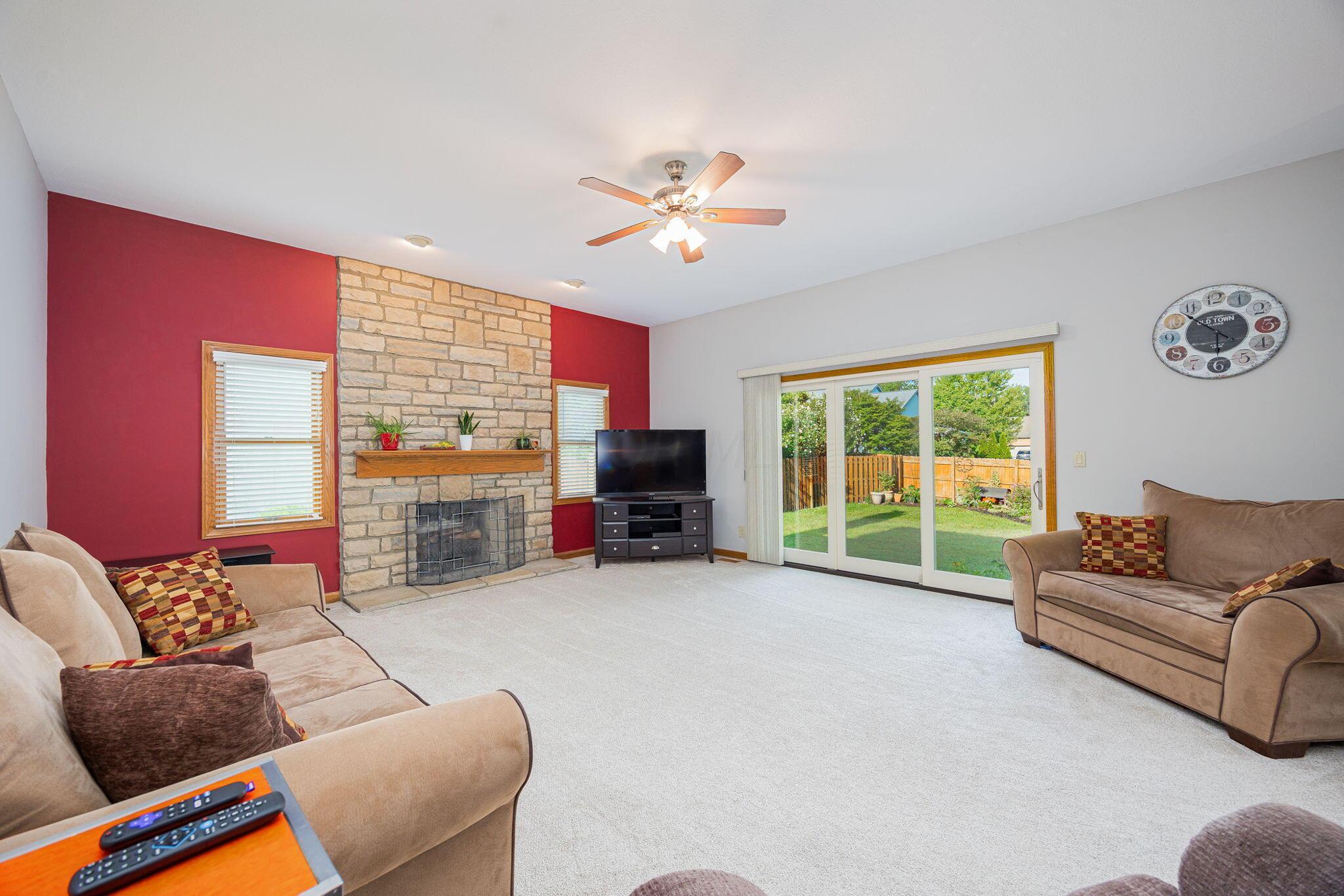 832 Thorncrest Court