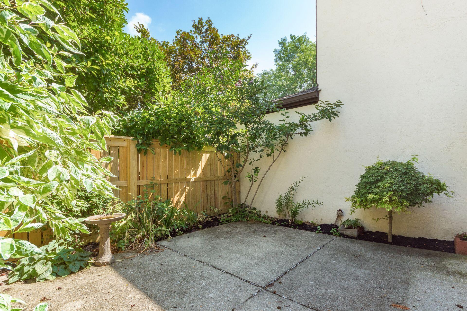 216 St Antoine Street, 25A