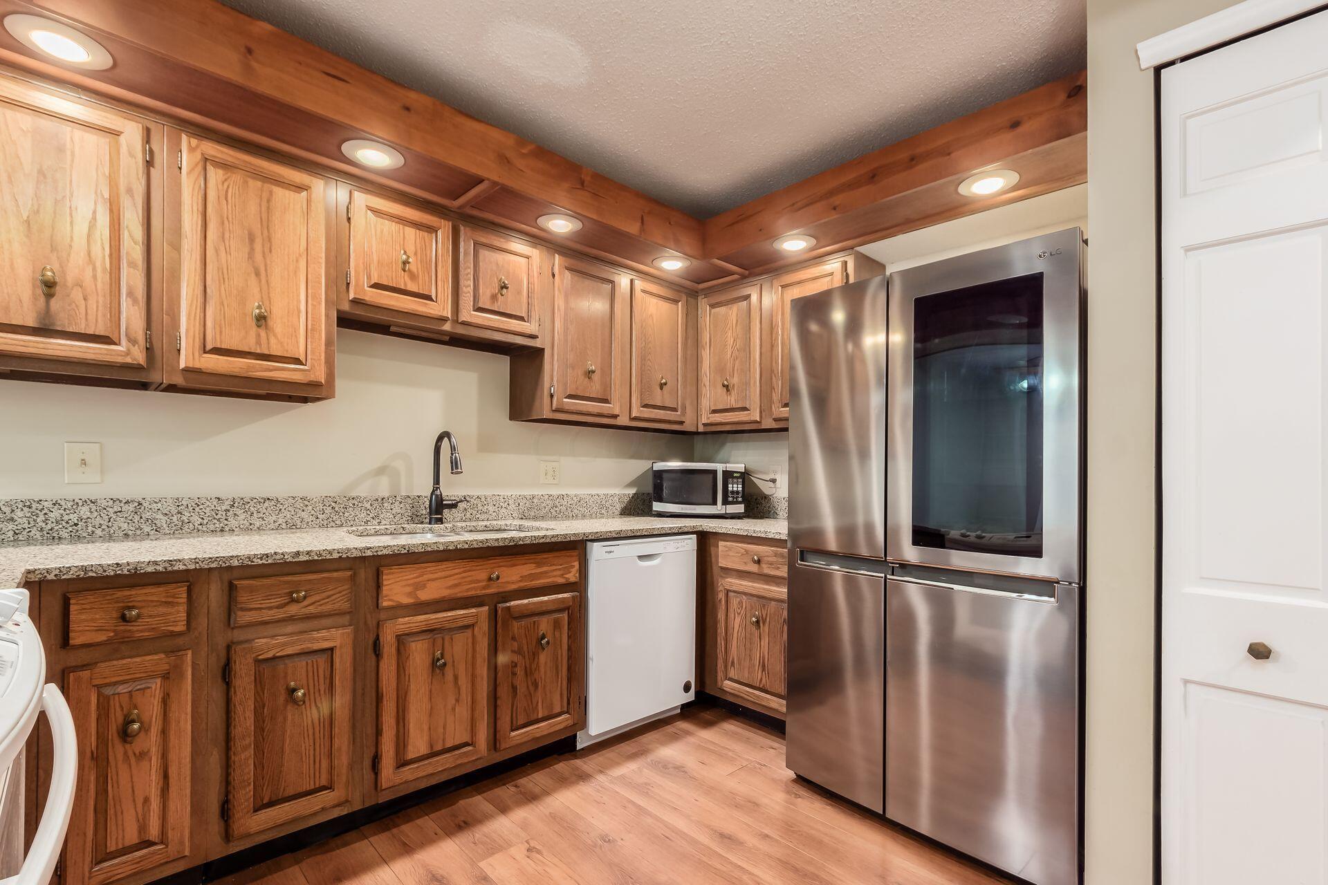 216 St Antoine Street, 25A