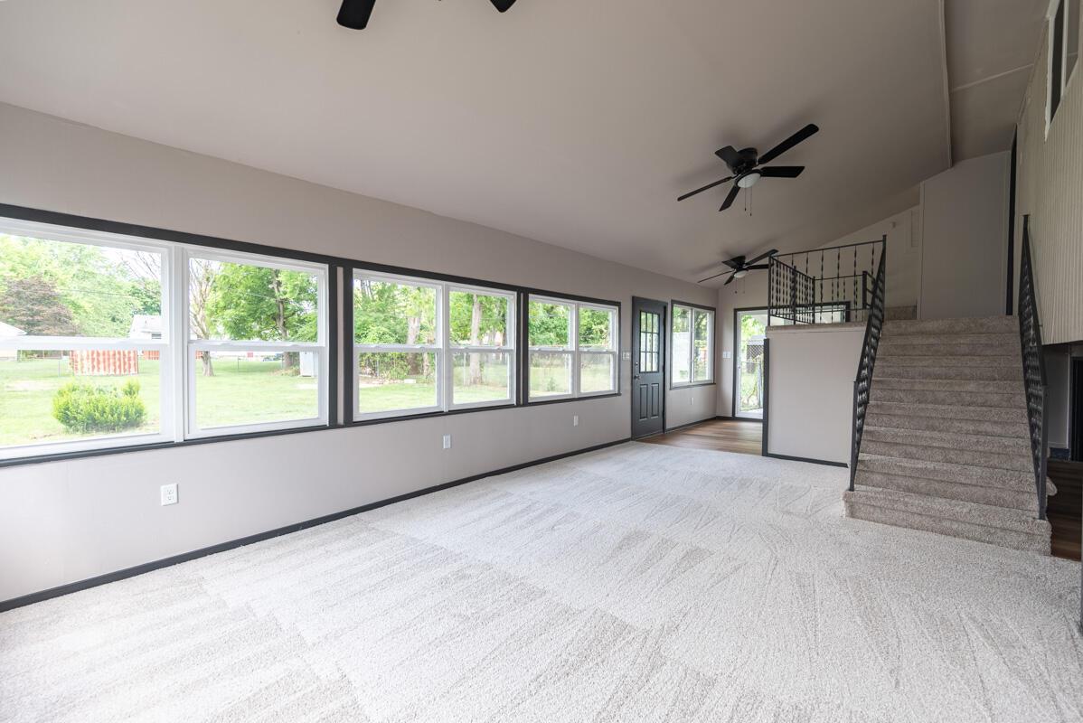 3516 E Deshler Avenue