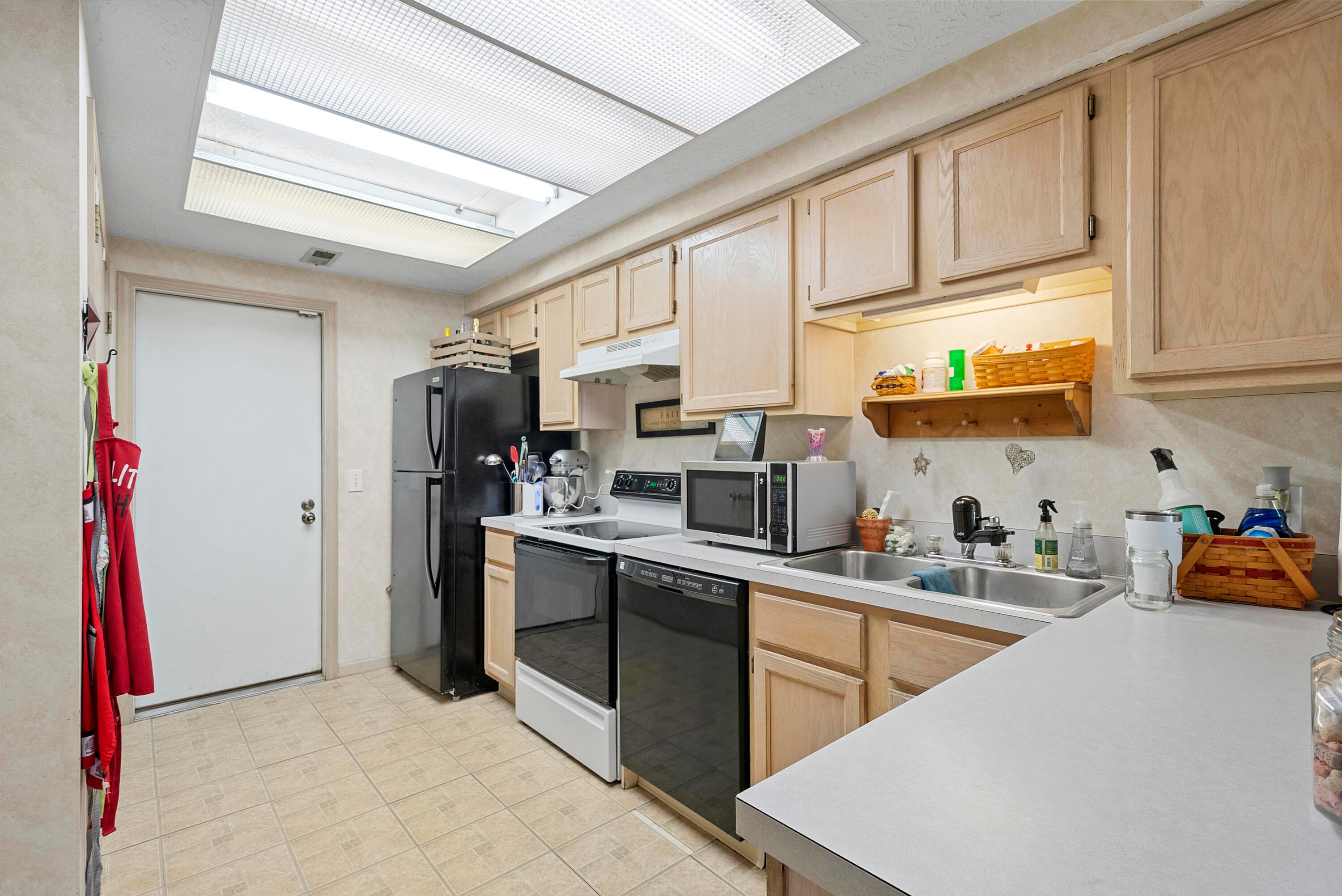 76 Villa Pointe Drive