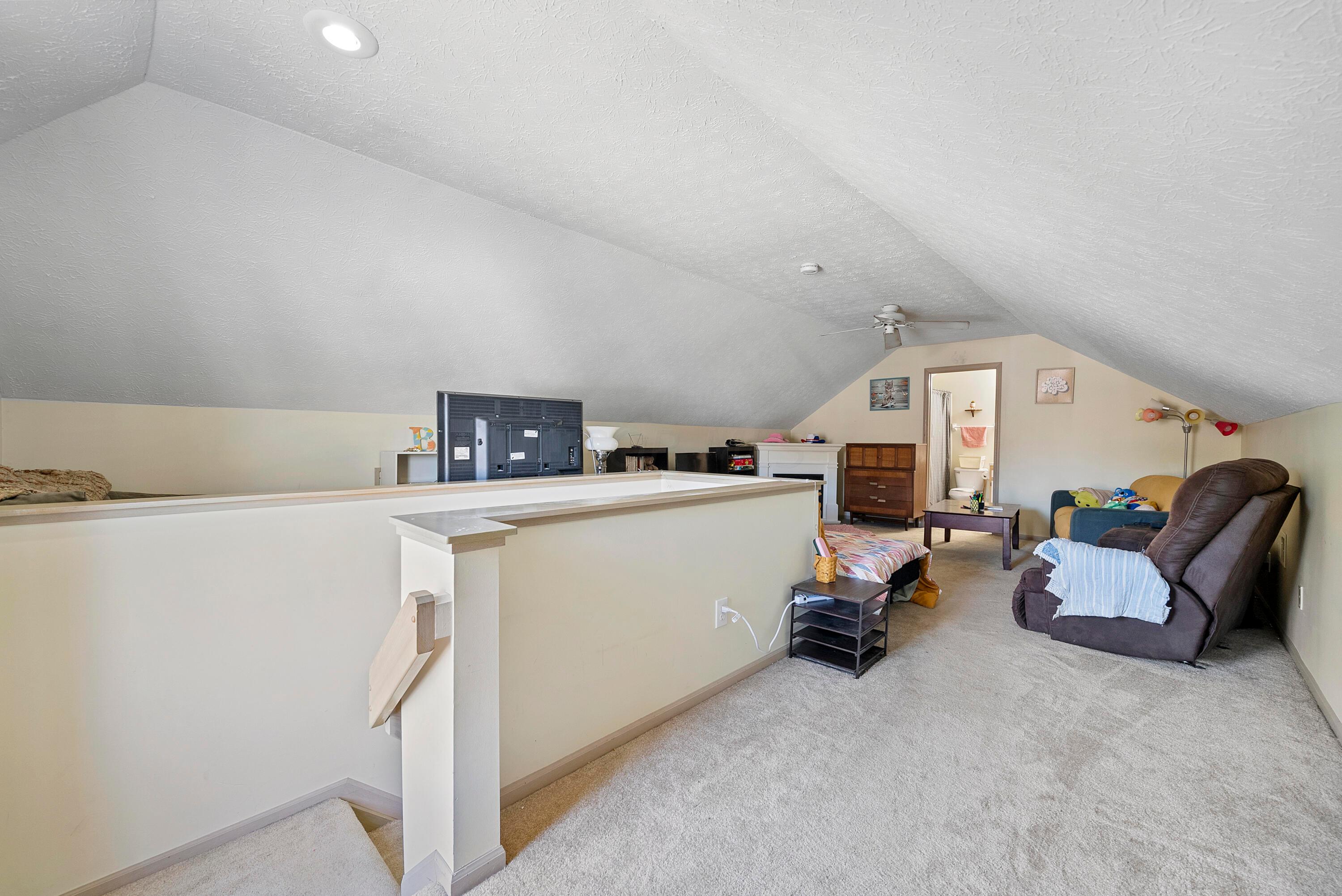 76 Villa Pointe Drive