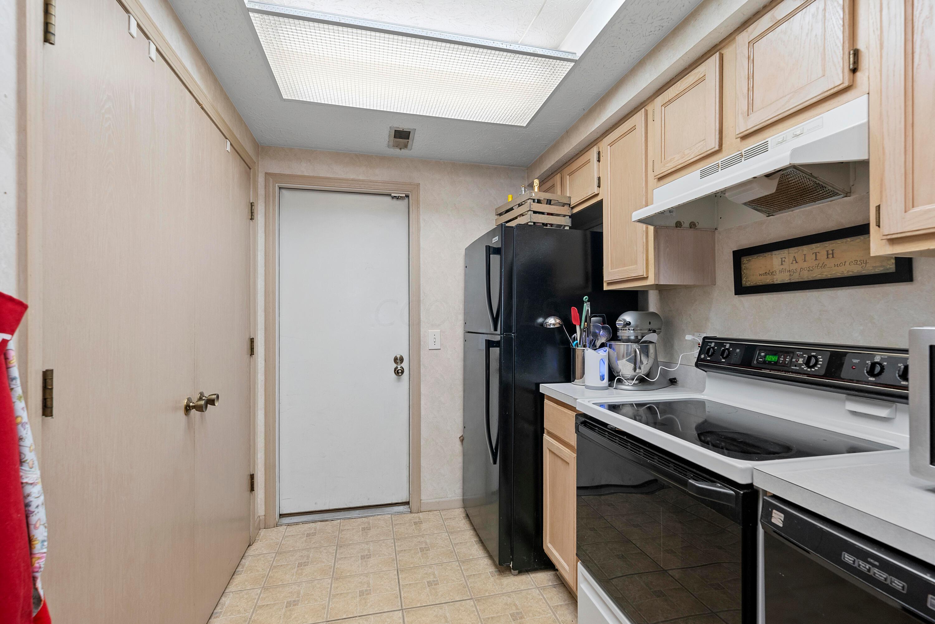 76 Villa Pointe Drive