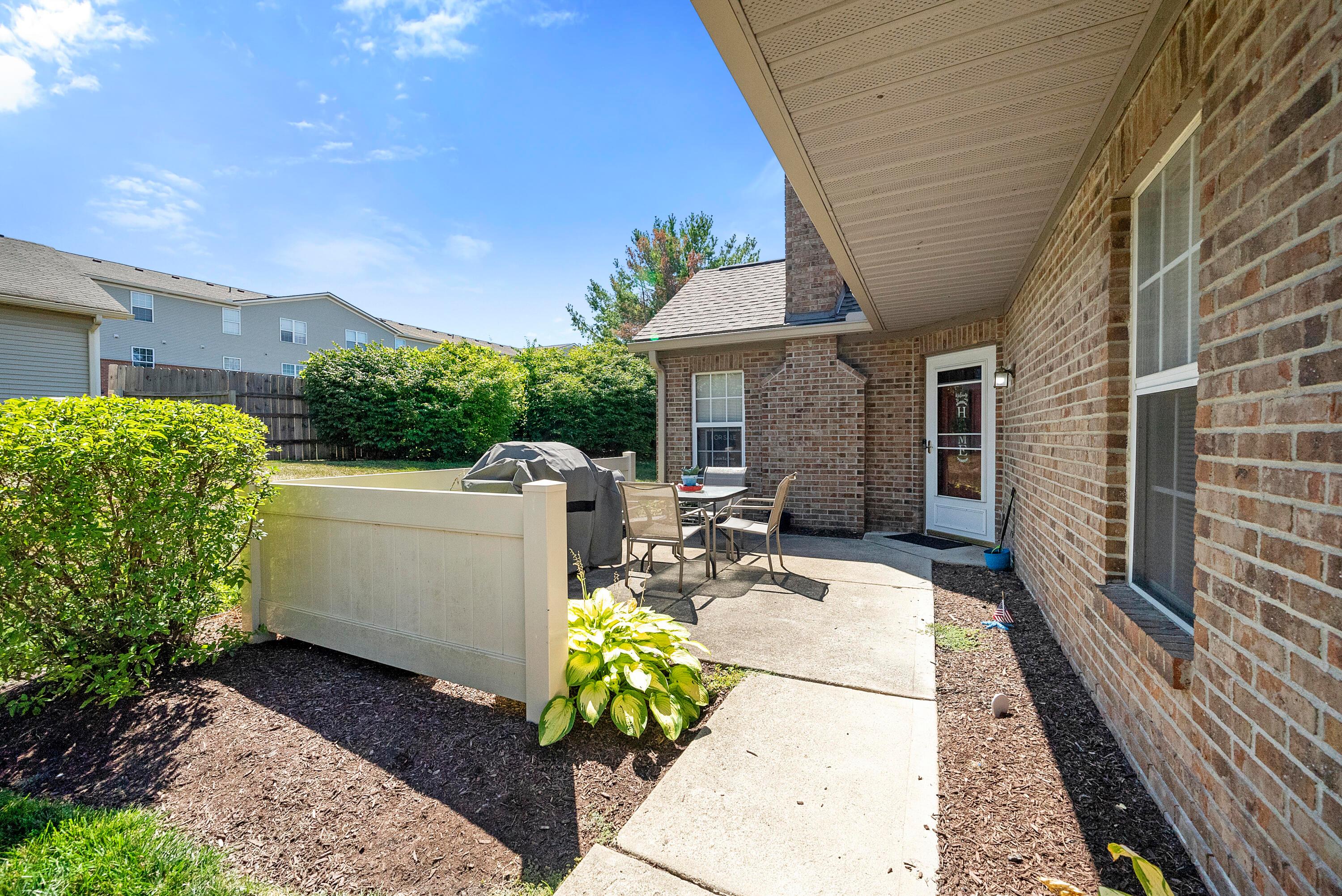 76 Villa Pointe Drive