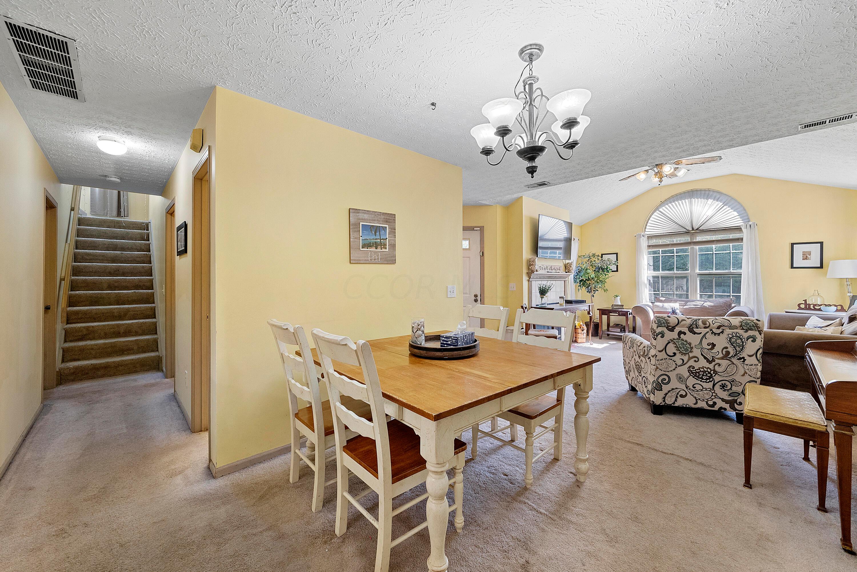 76 Villa Pointe Drive