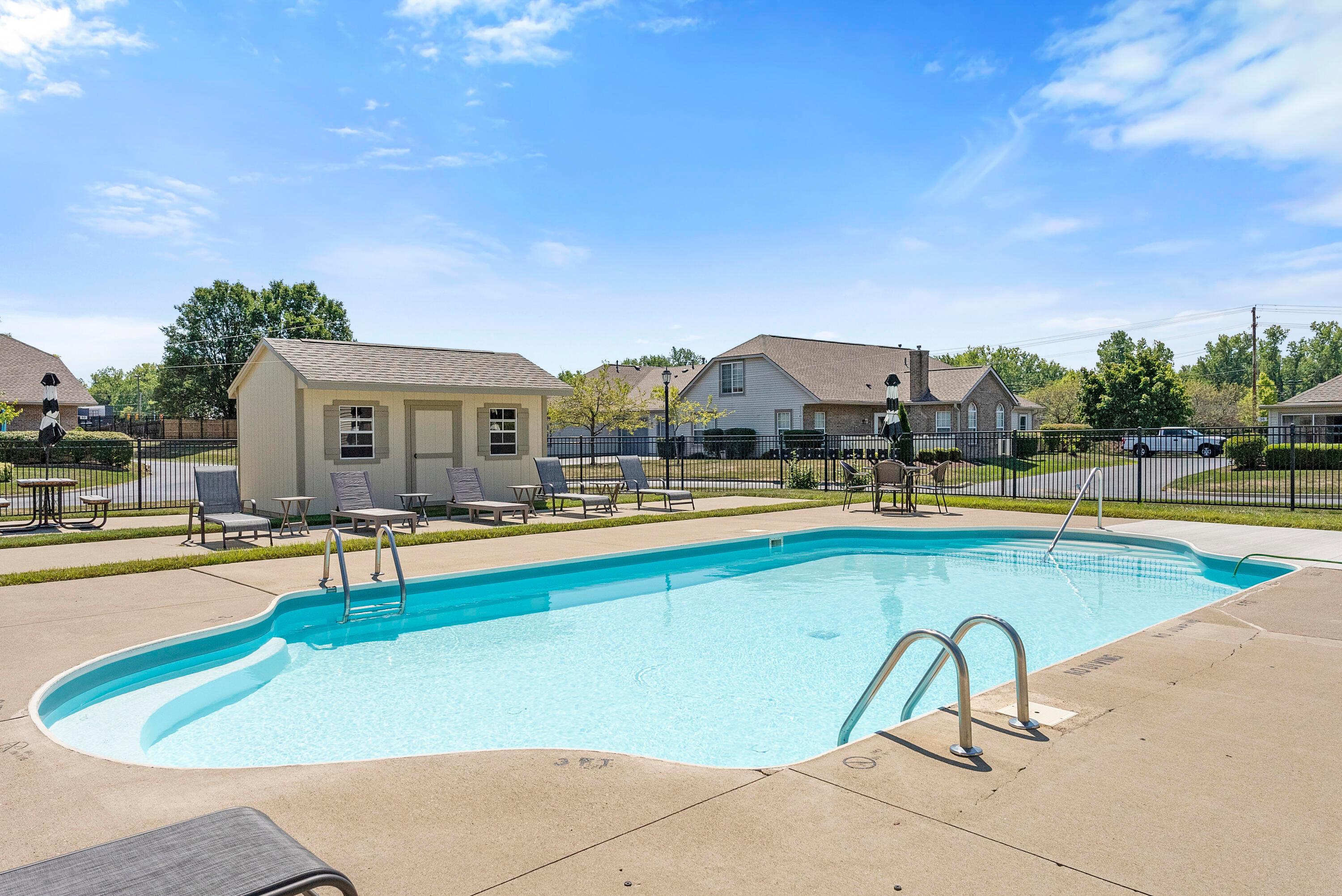 76 Villa Pointe Drive