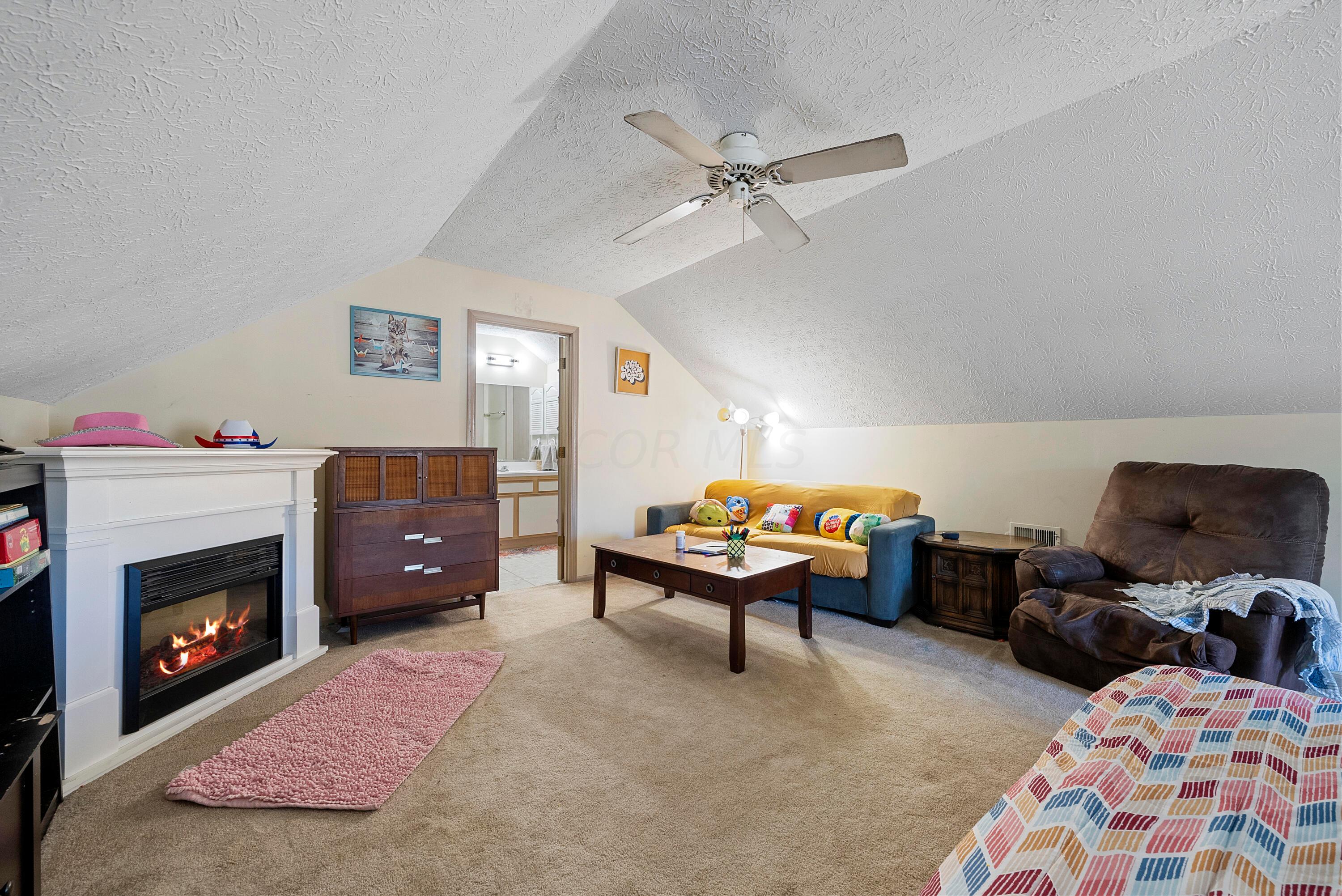 76 Villa Pointe Drive