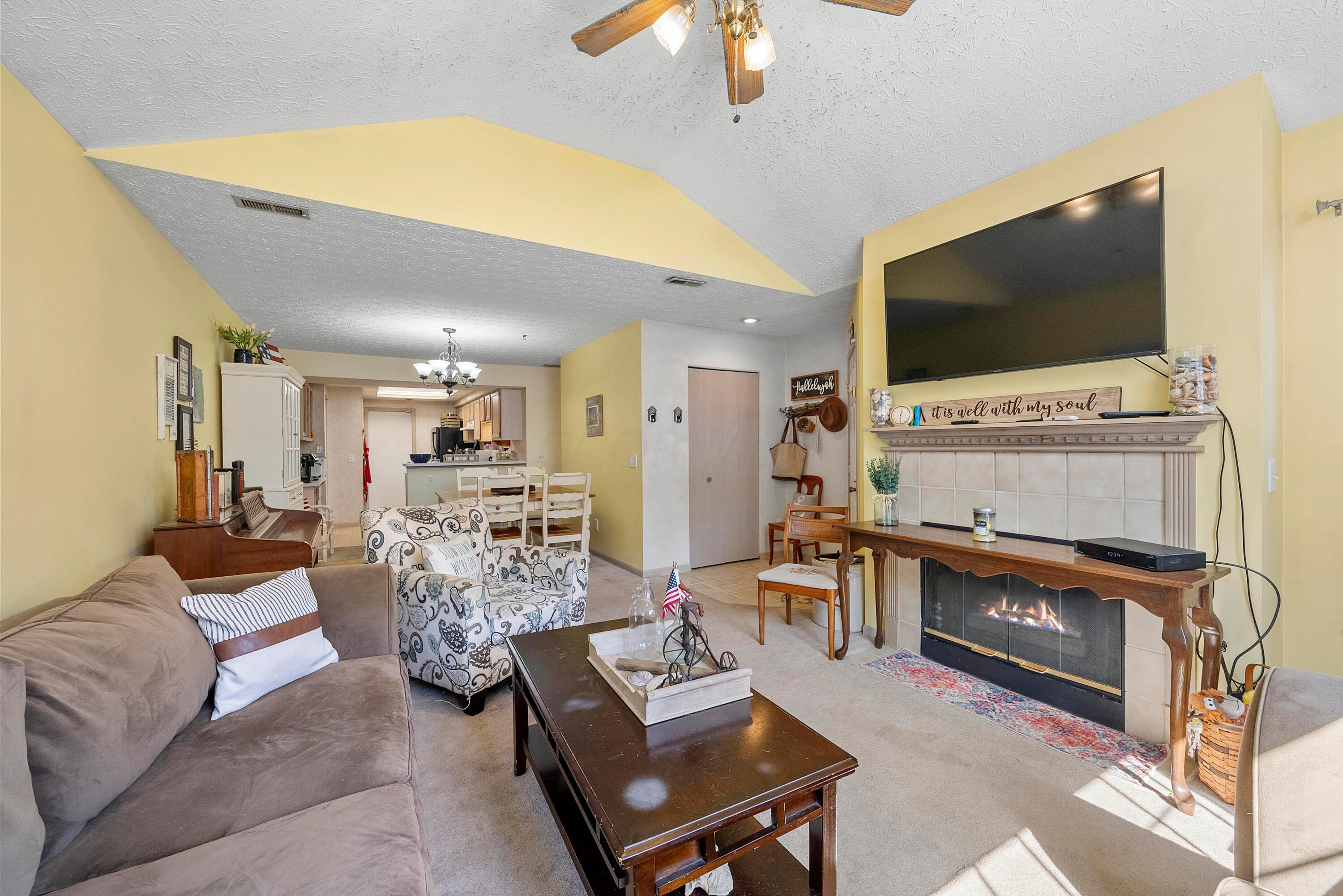 76 Villa Pointe Drive