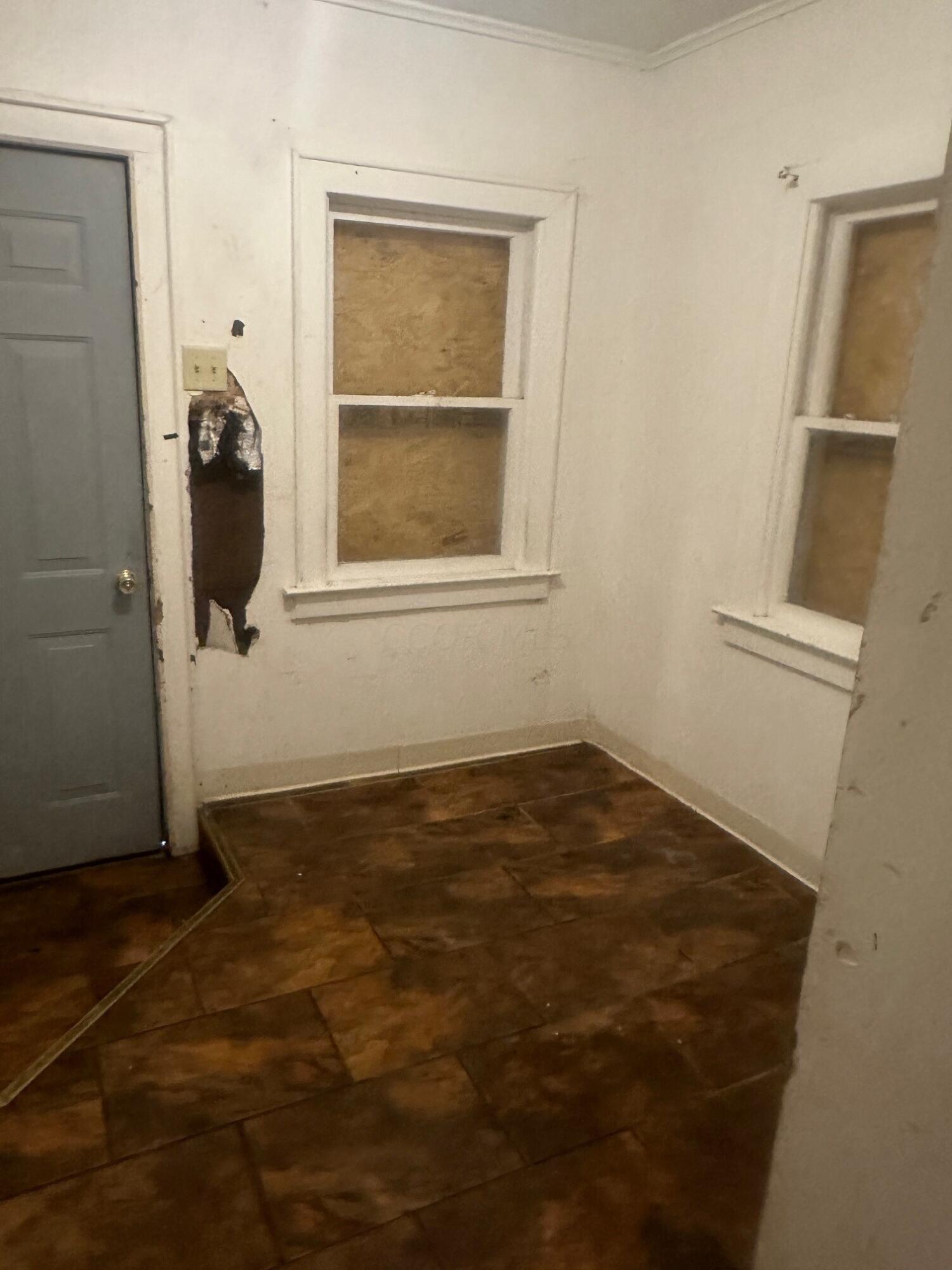 1195 E Whittier Street