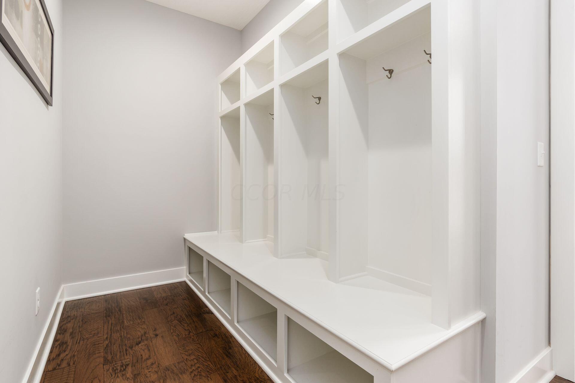 7596 Hastings Street