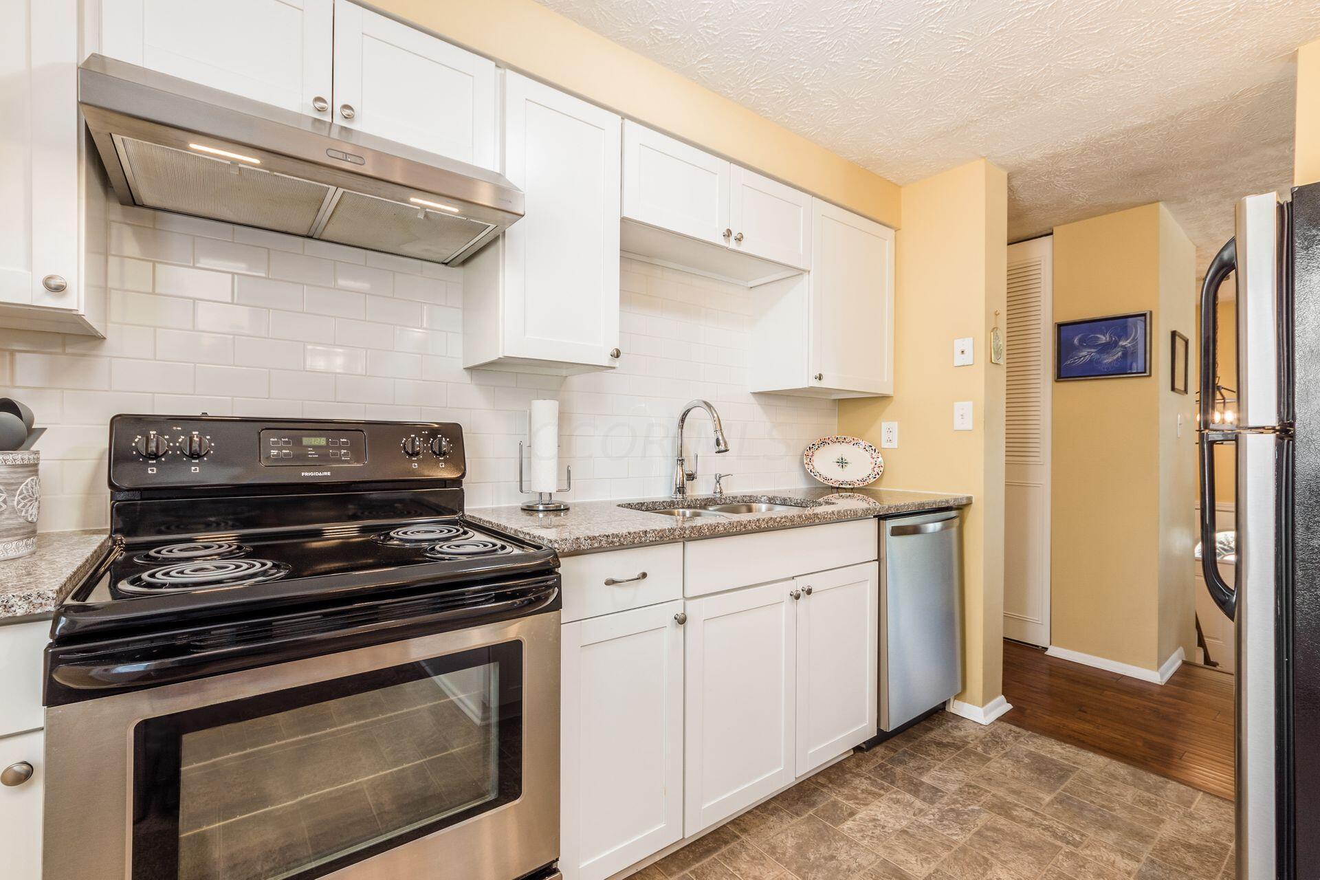 1290 Hathersage Place