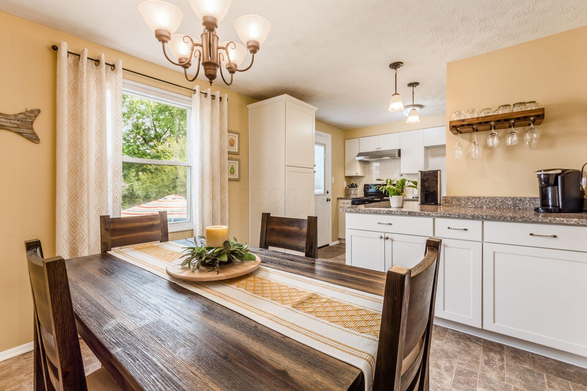1290 Hathersage Place