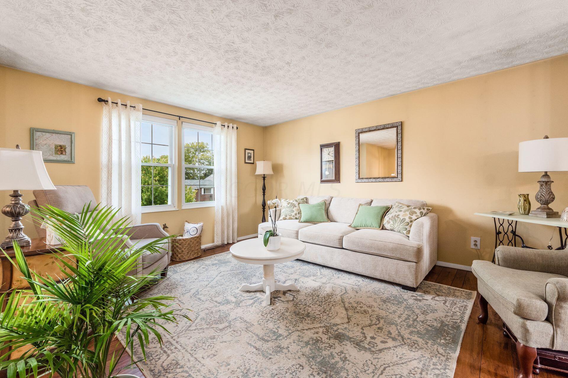 1290 Hathersage Place