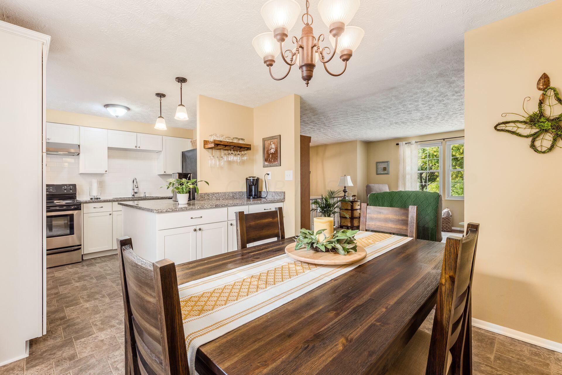 1290 Hathersage Place