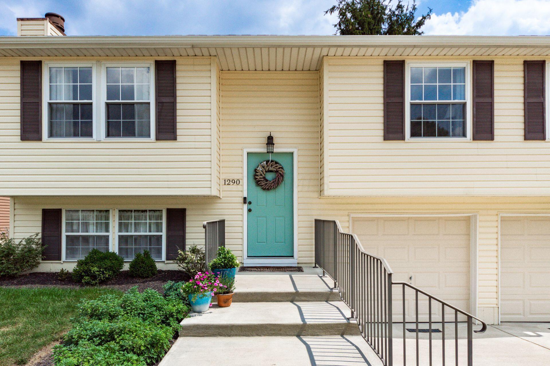 1290 Hathersage Place