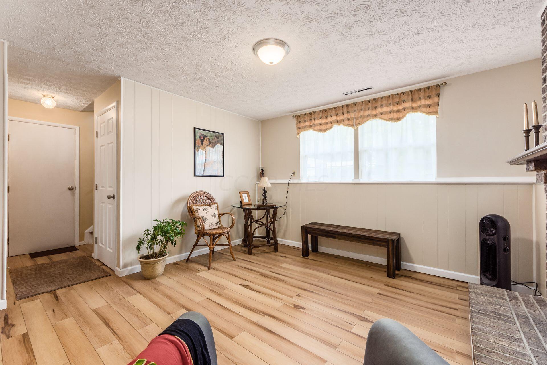 1290 Hathersage Place