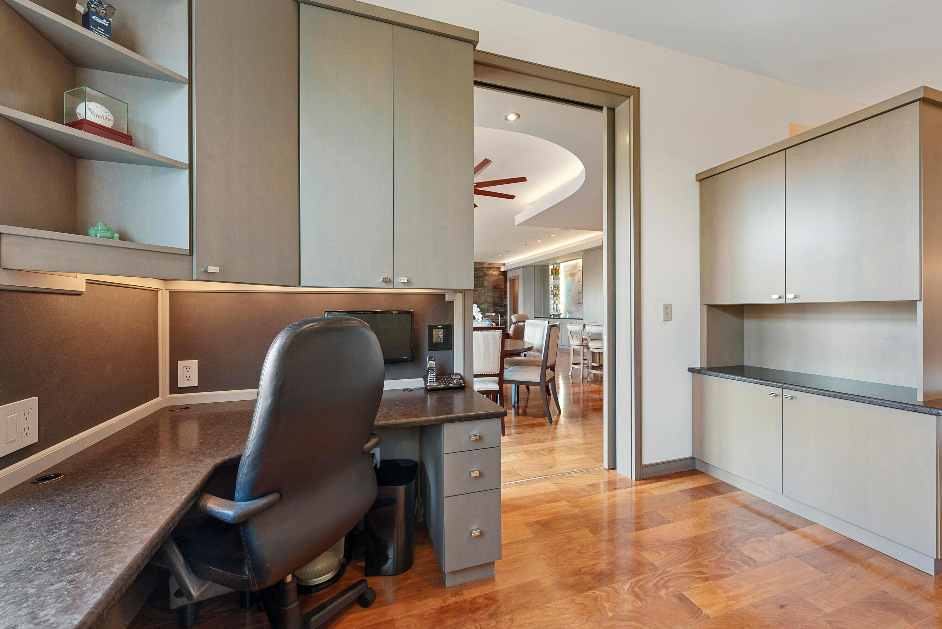 845 N High Street, 505