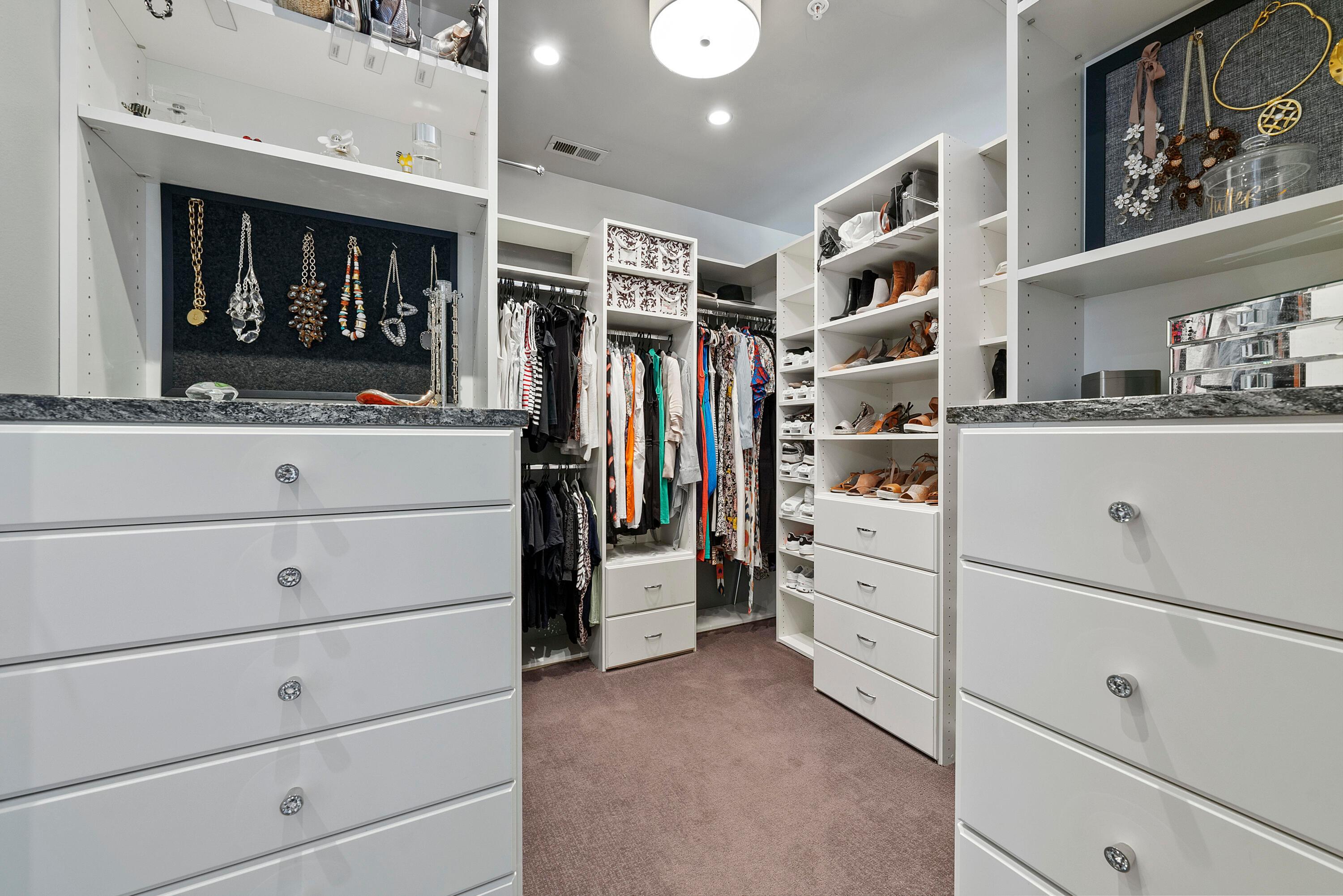 845 N High Street, 505