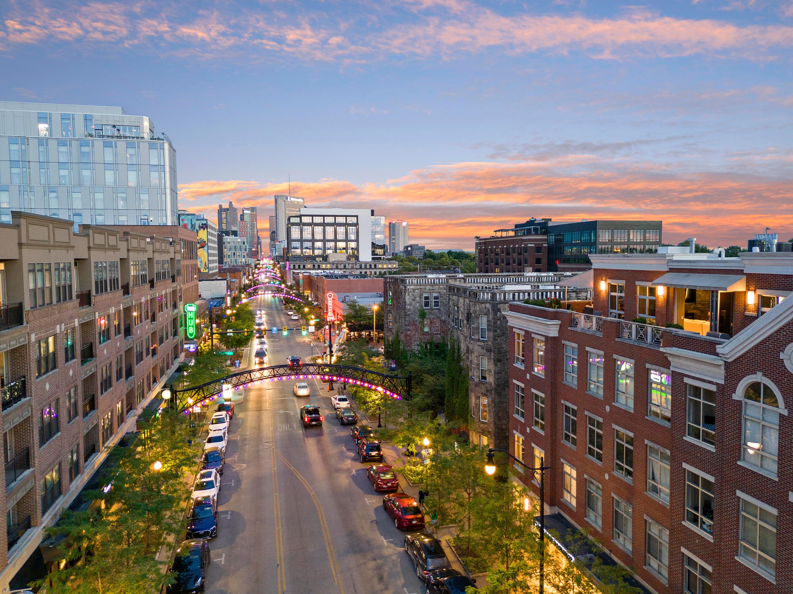 845 N High Street, 505