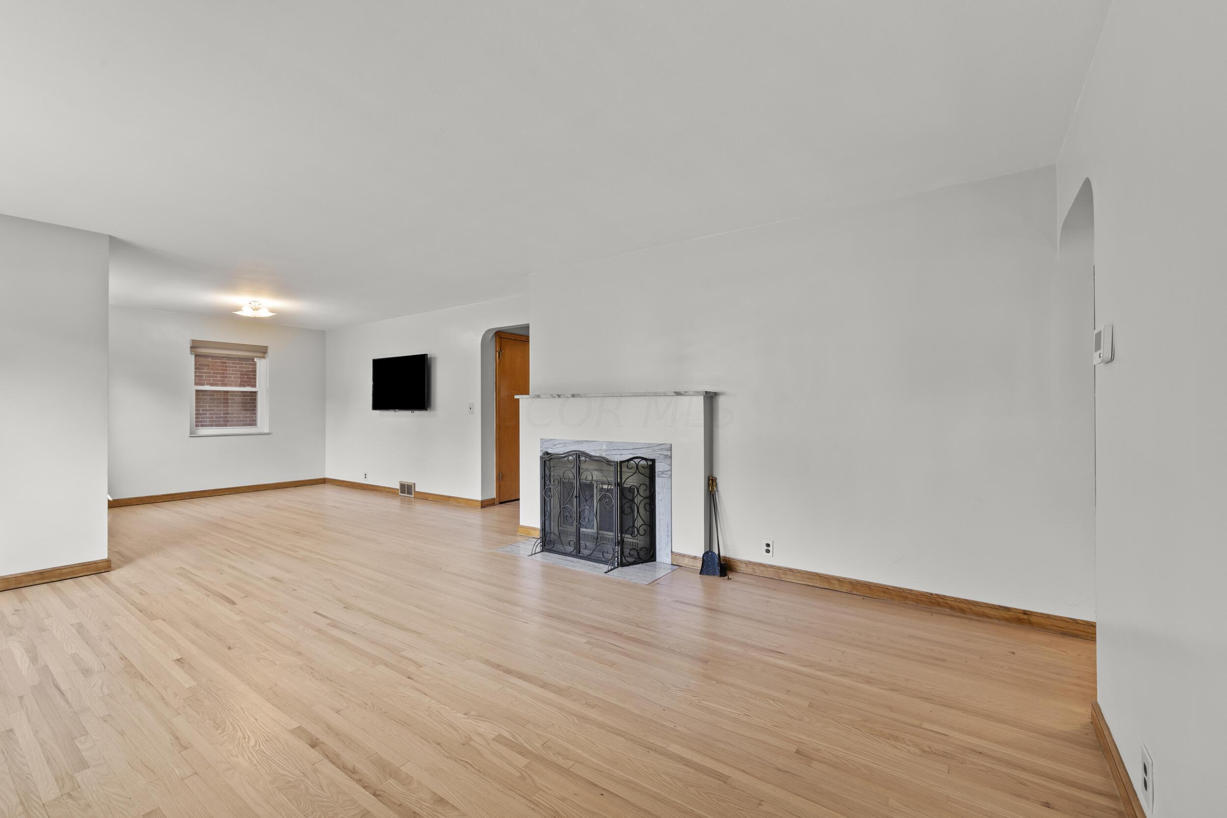 400 Canyon Drive