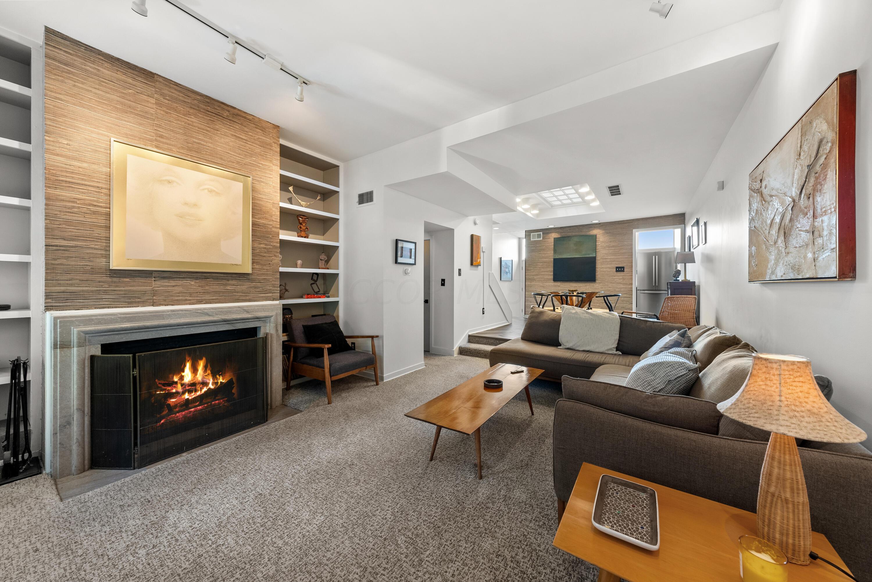 391 Library Park S, 2