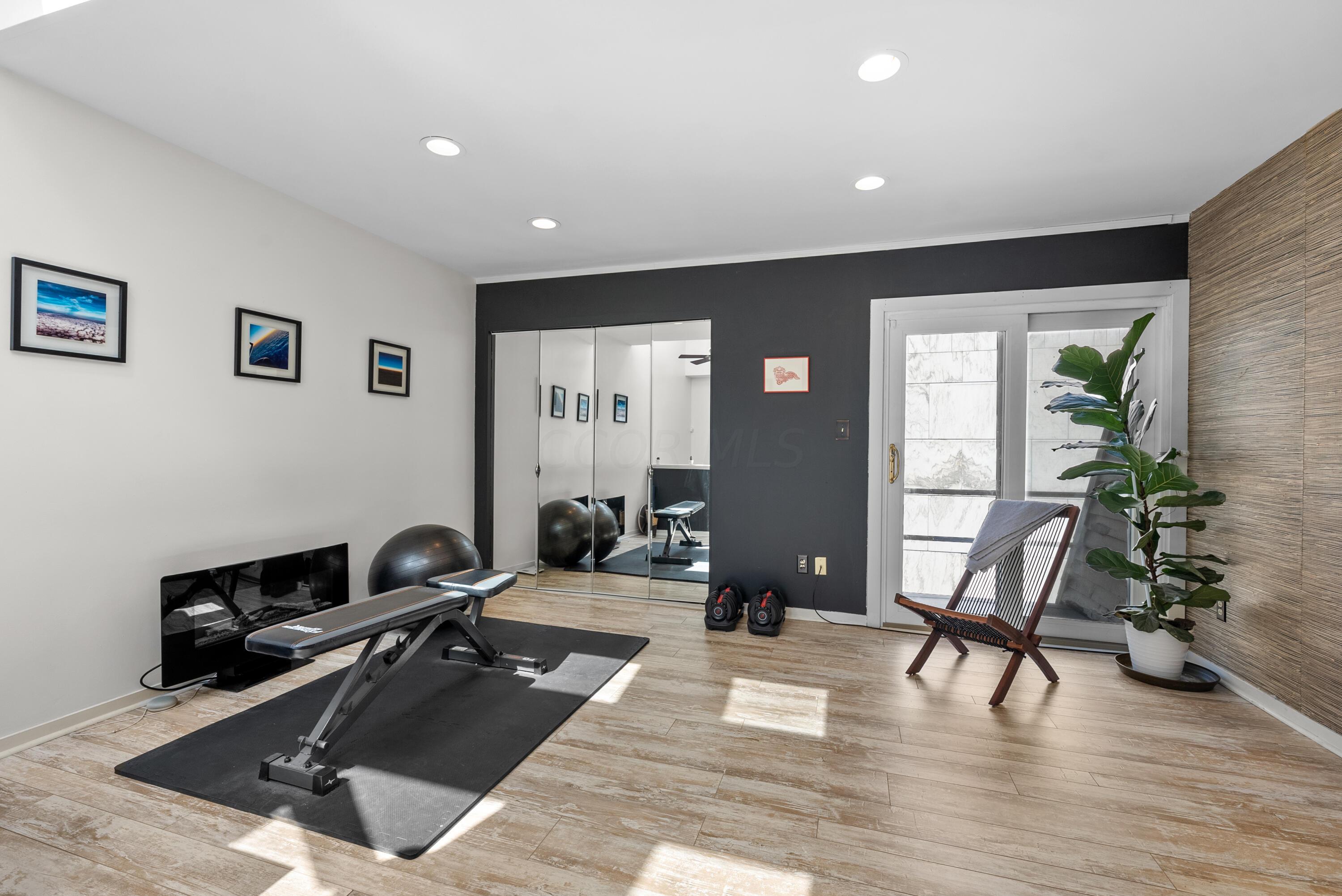 391 Library Park S, 2