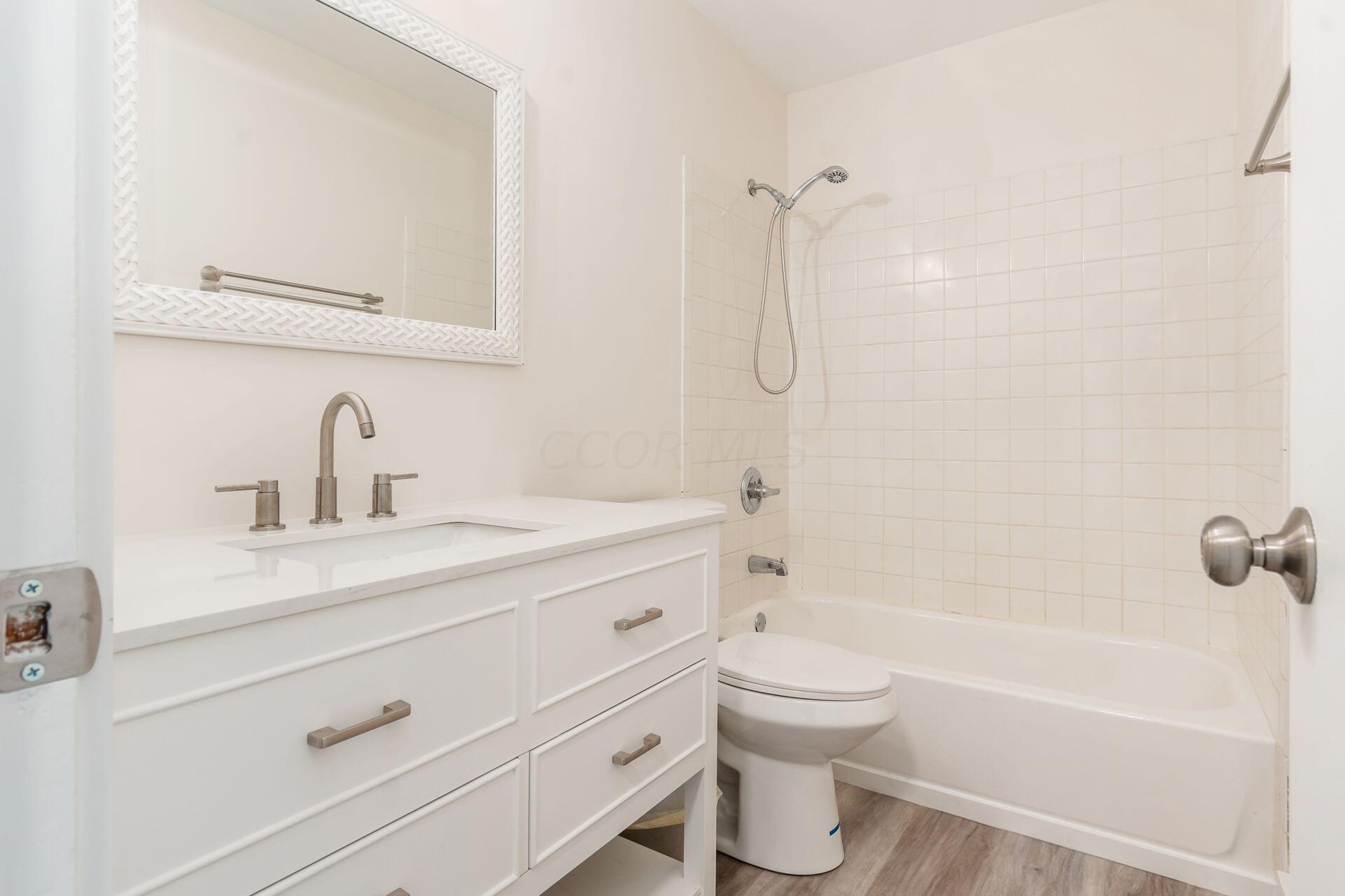 4753 Olentangy River Road, D