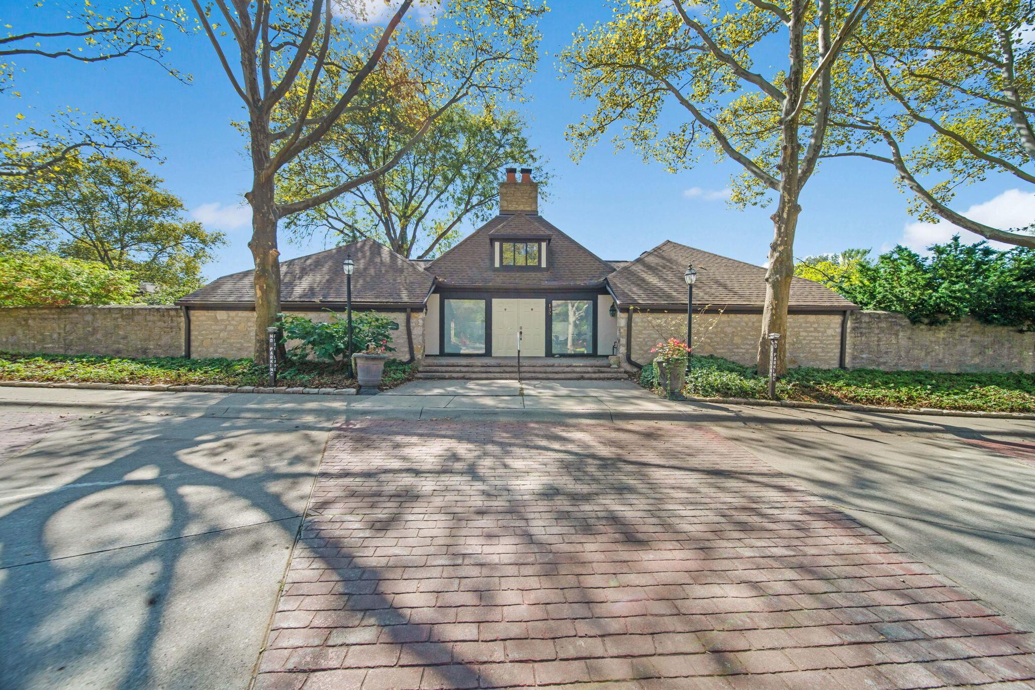 115 Saint Julien Street, 31A