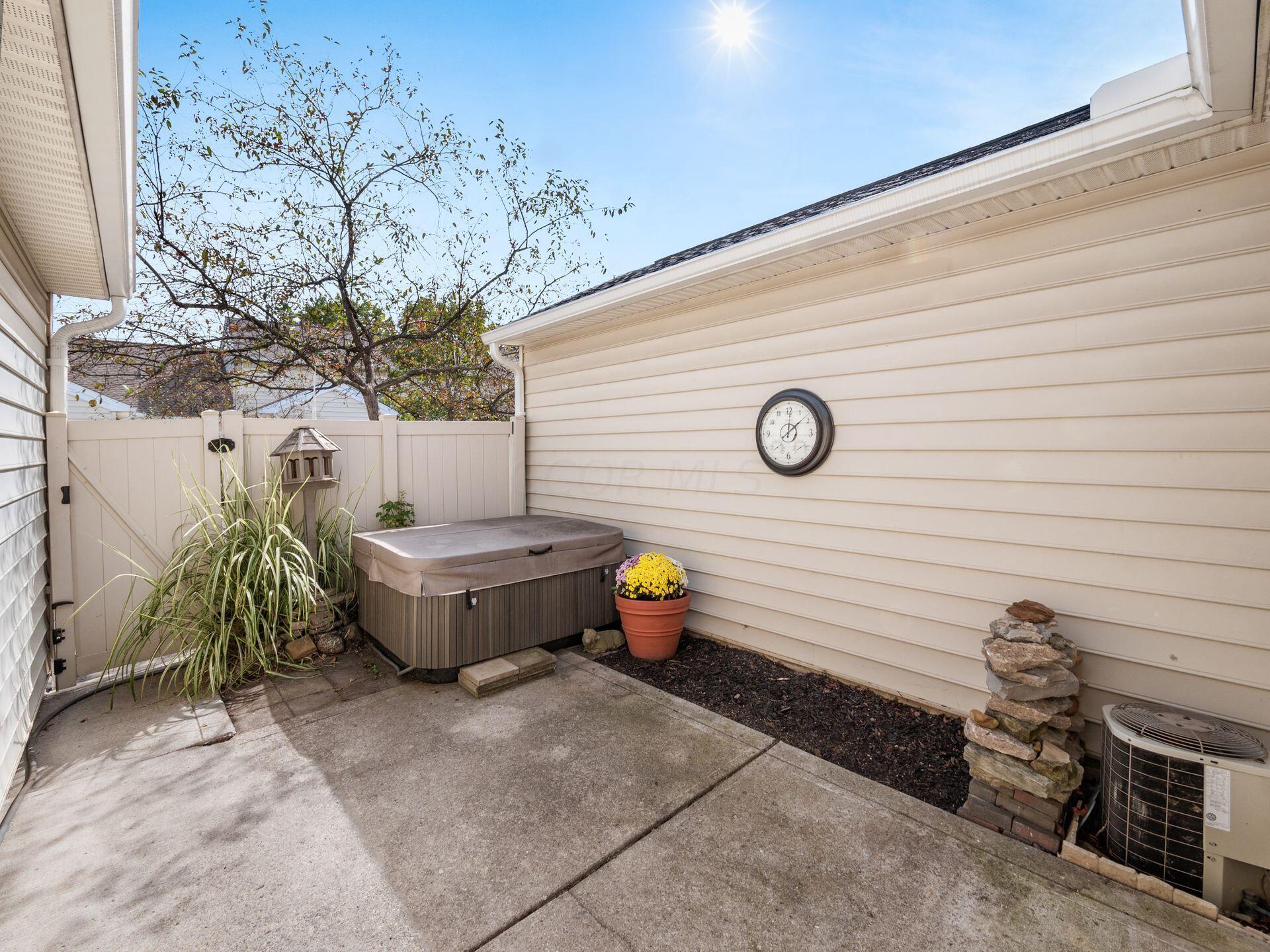 6058 New Albany Road W Unit: 1