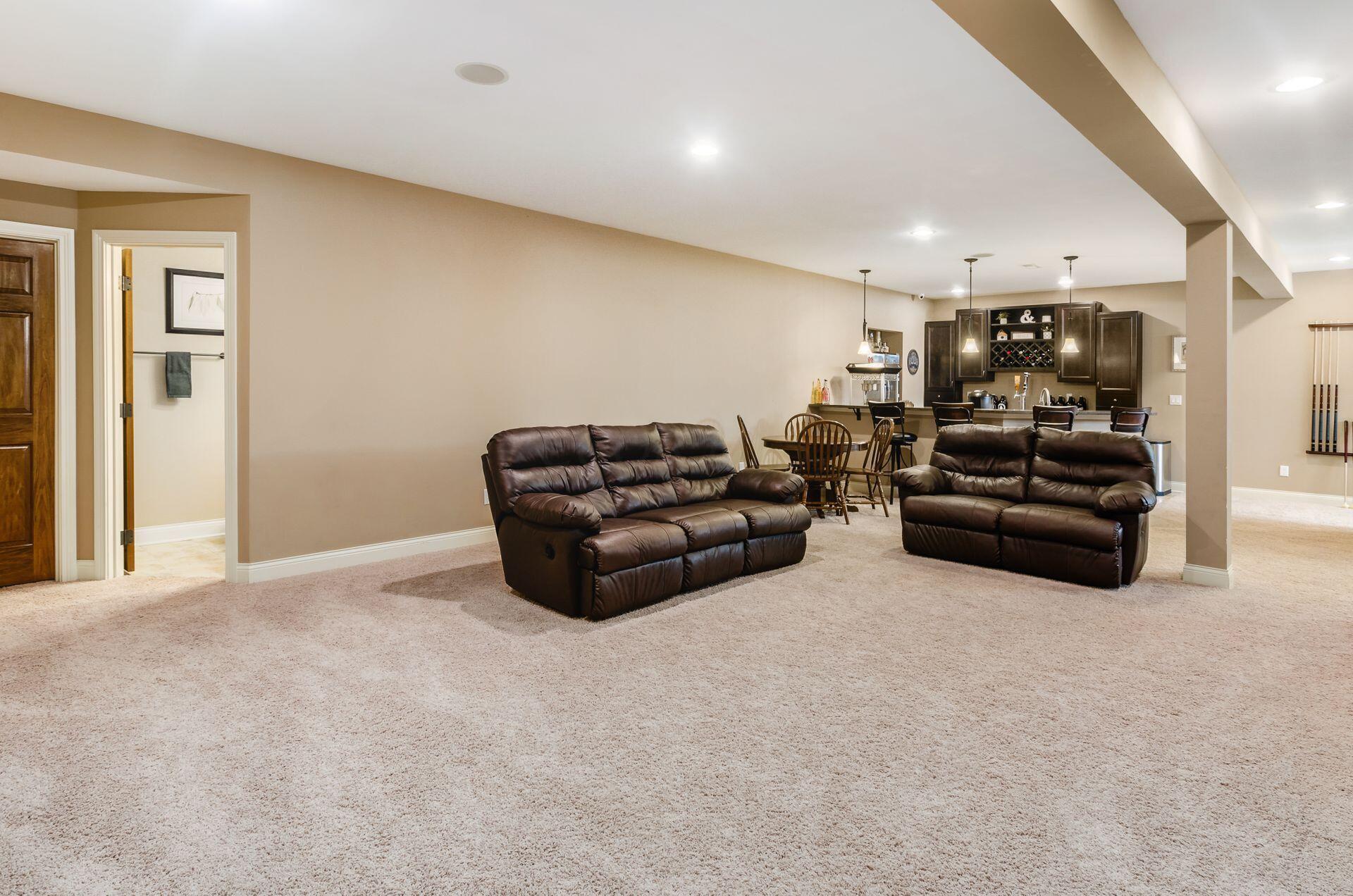 5784 Bonaly Court