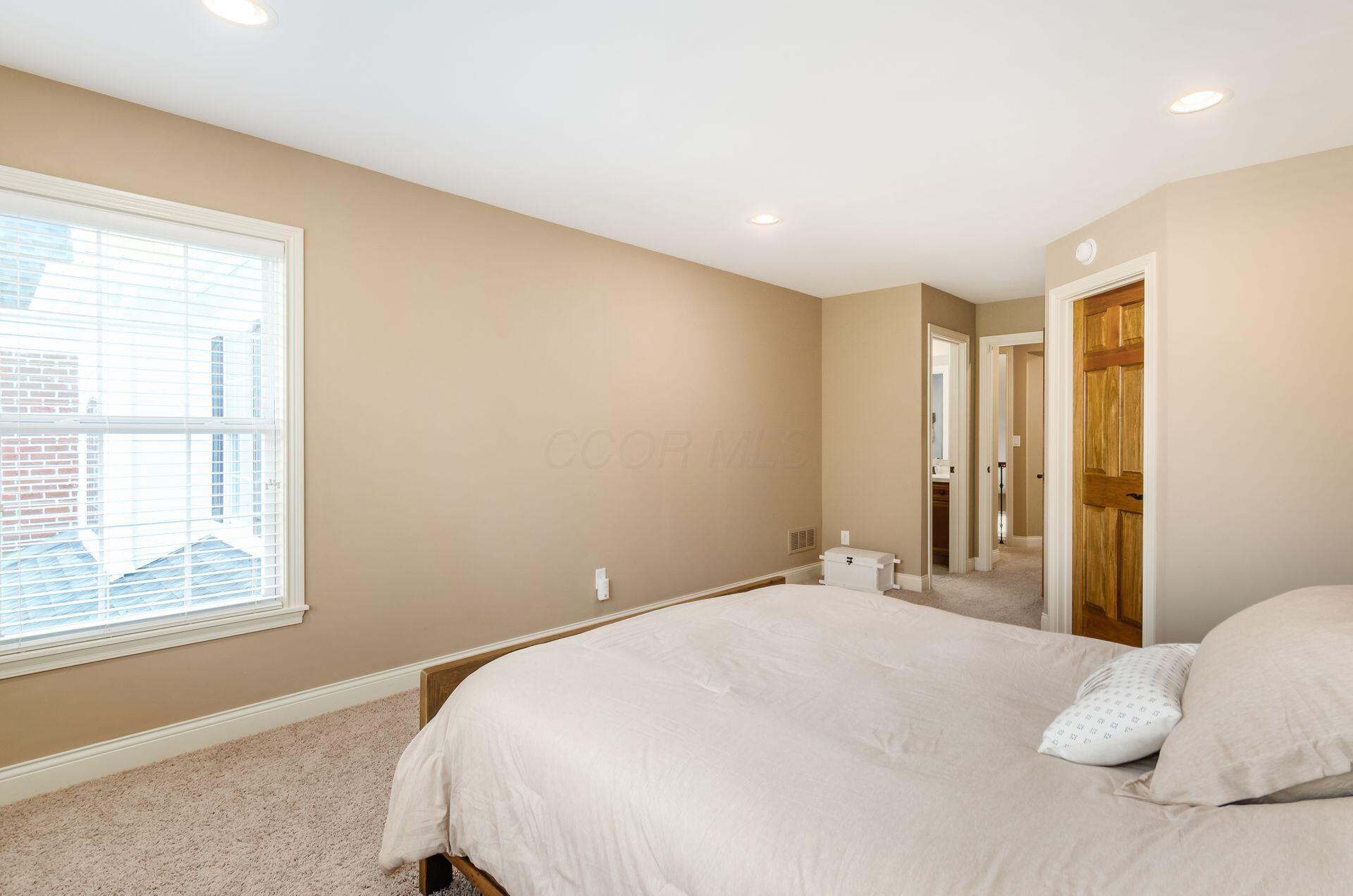 5784 Bonaly Court